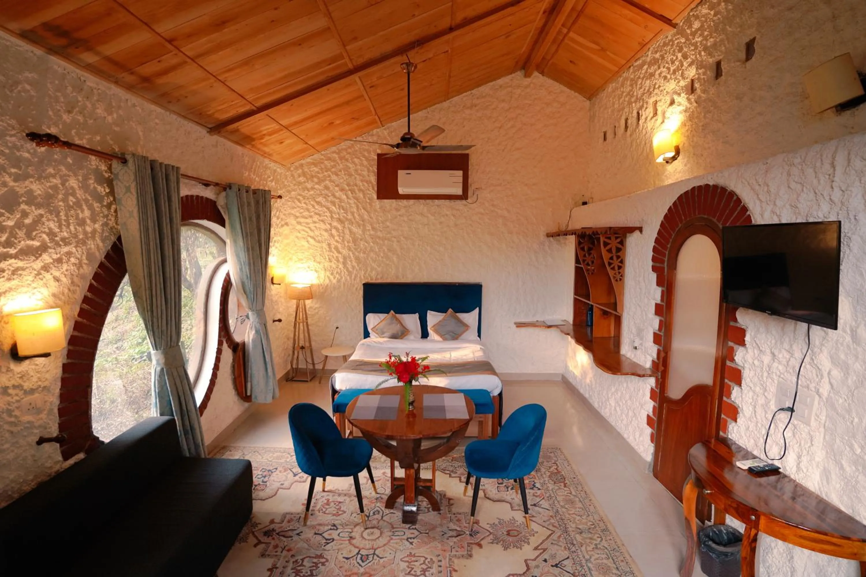 Bed in Chirping Hills Resort,Bhimtal