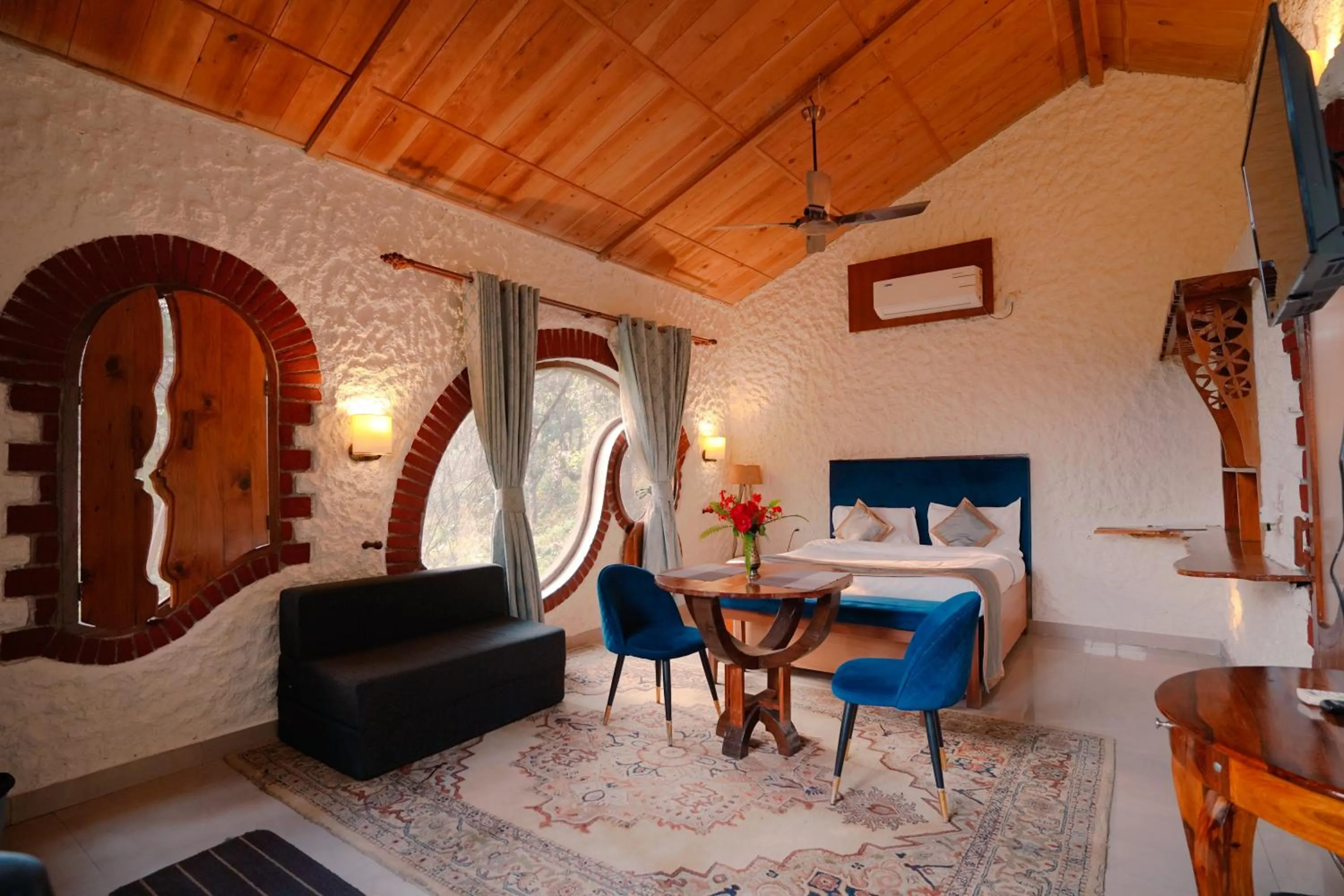 Bed in Chirping Hills Resort,Bhimtal