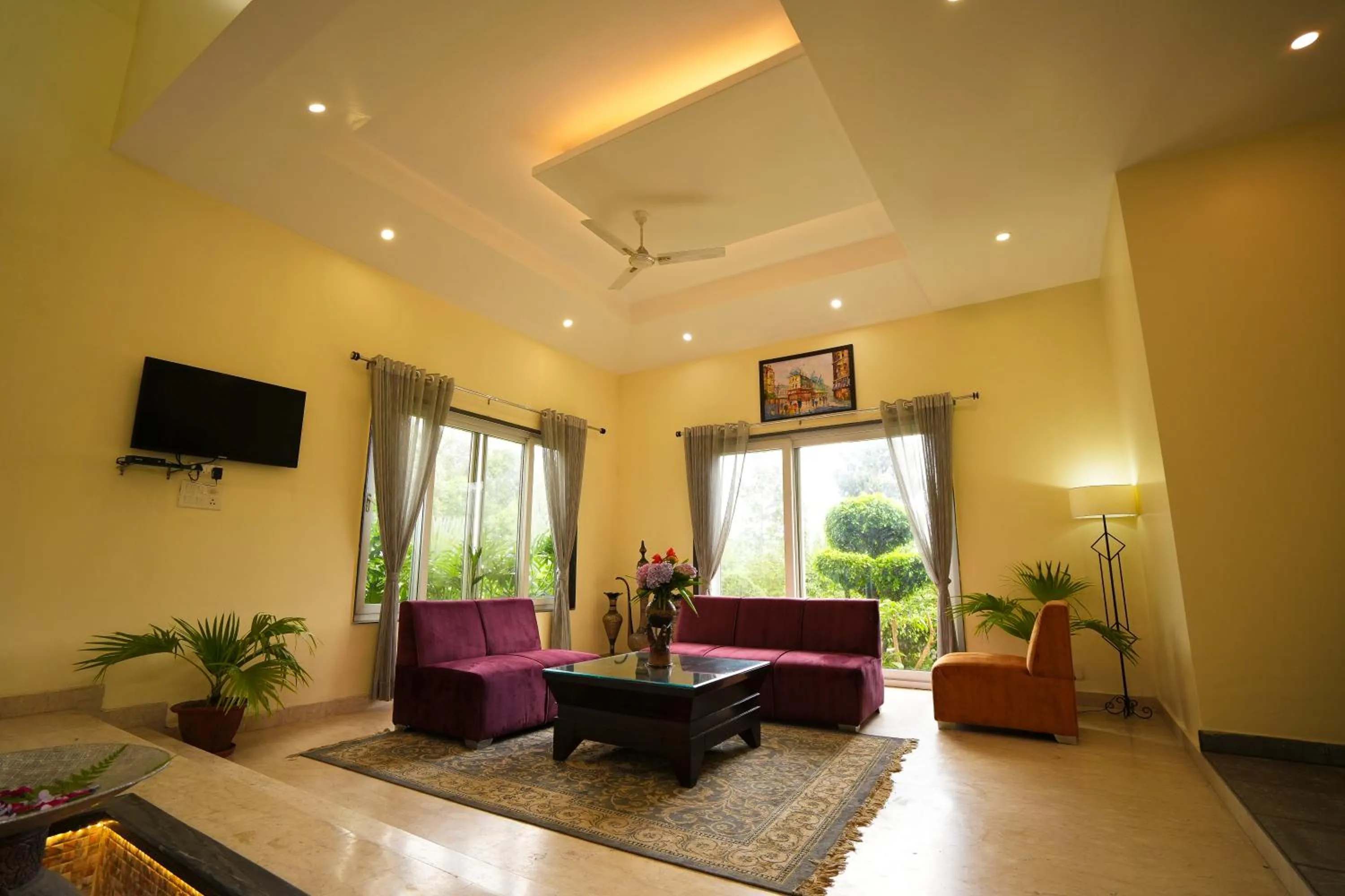 Communal lounge/ TV room in Chirping Hills Resort,Bhimtal
