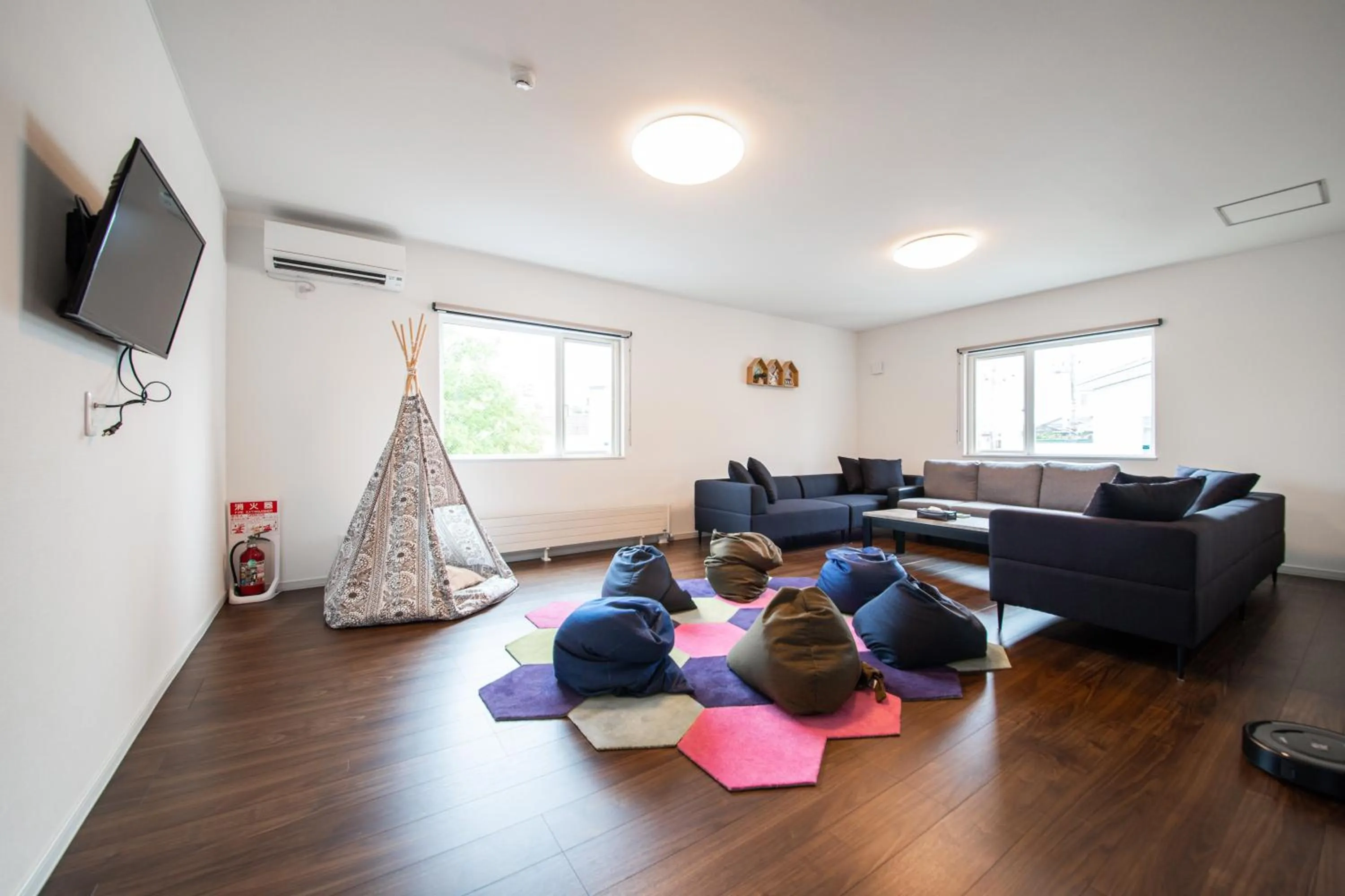 TV and multimedia in THE SUN LOUNGE