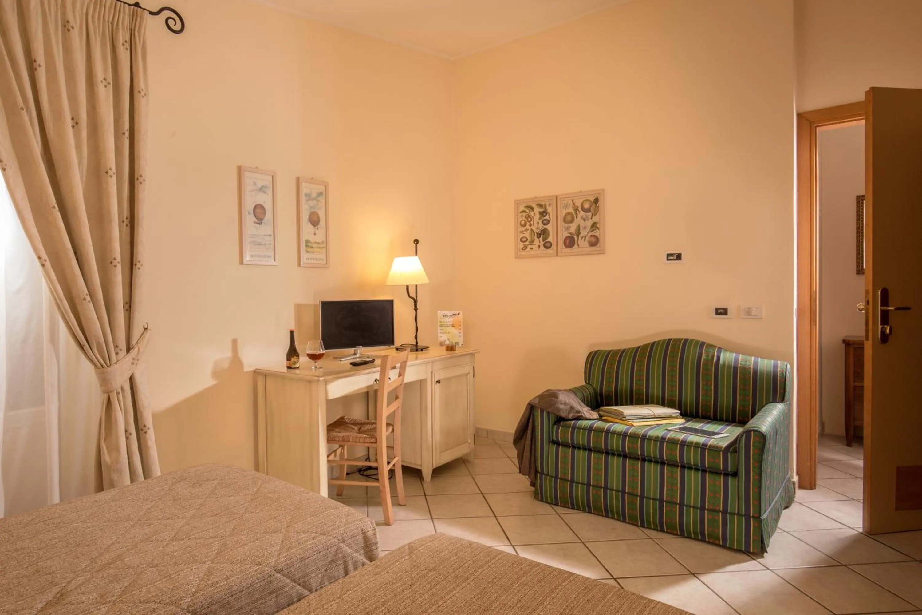 Bed in Hotel Selva Candida