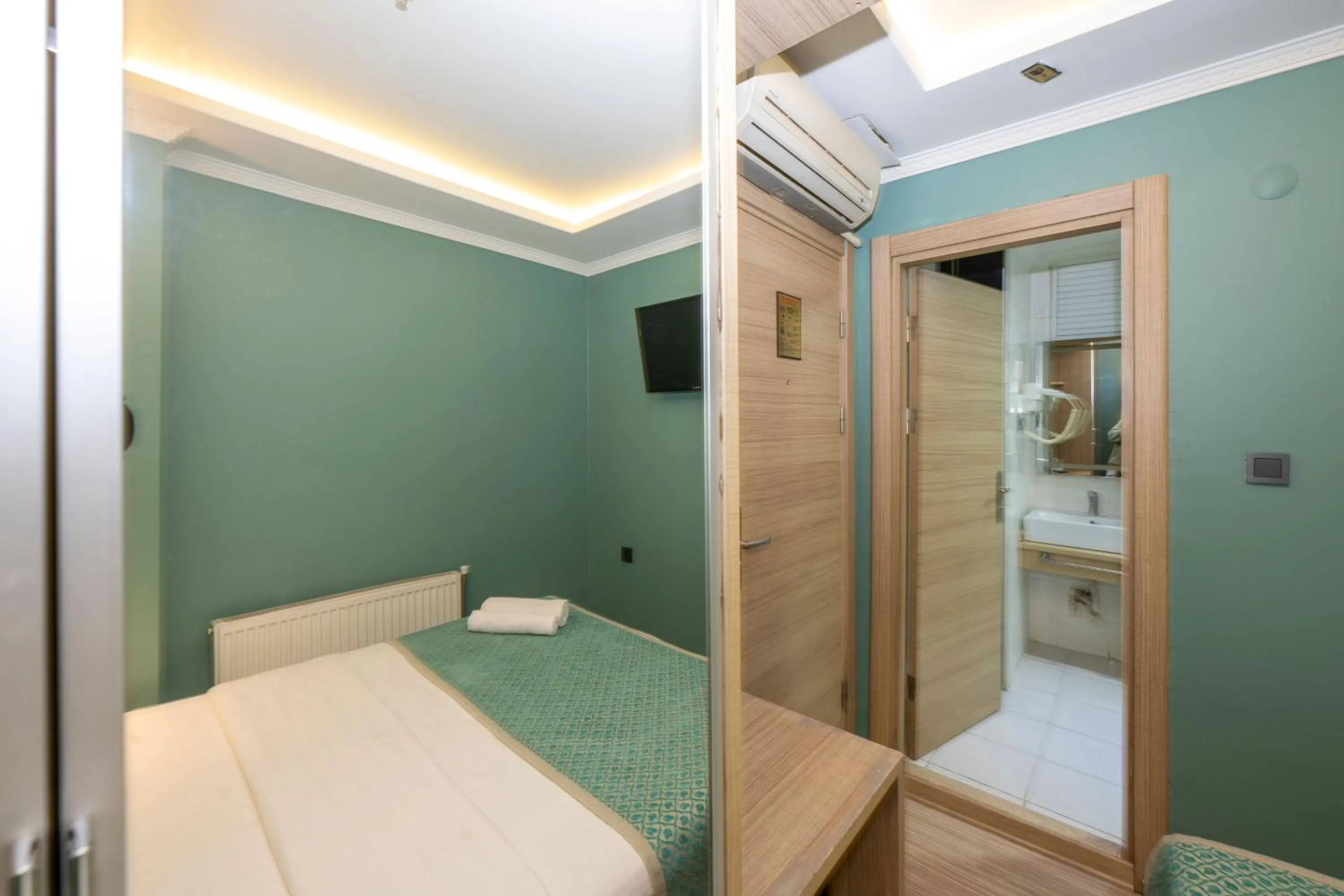 Bed in The Hotel Ottoman City Istanbul