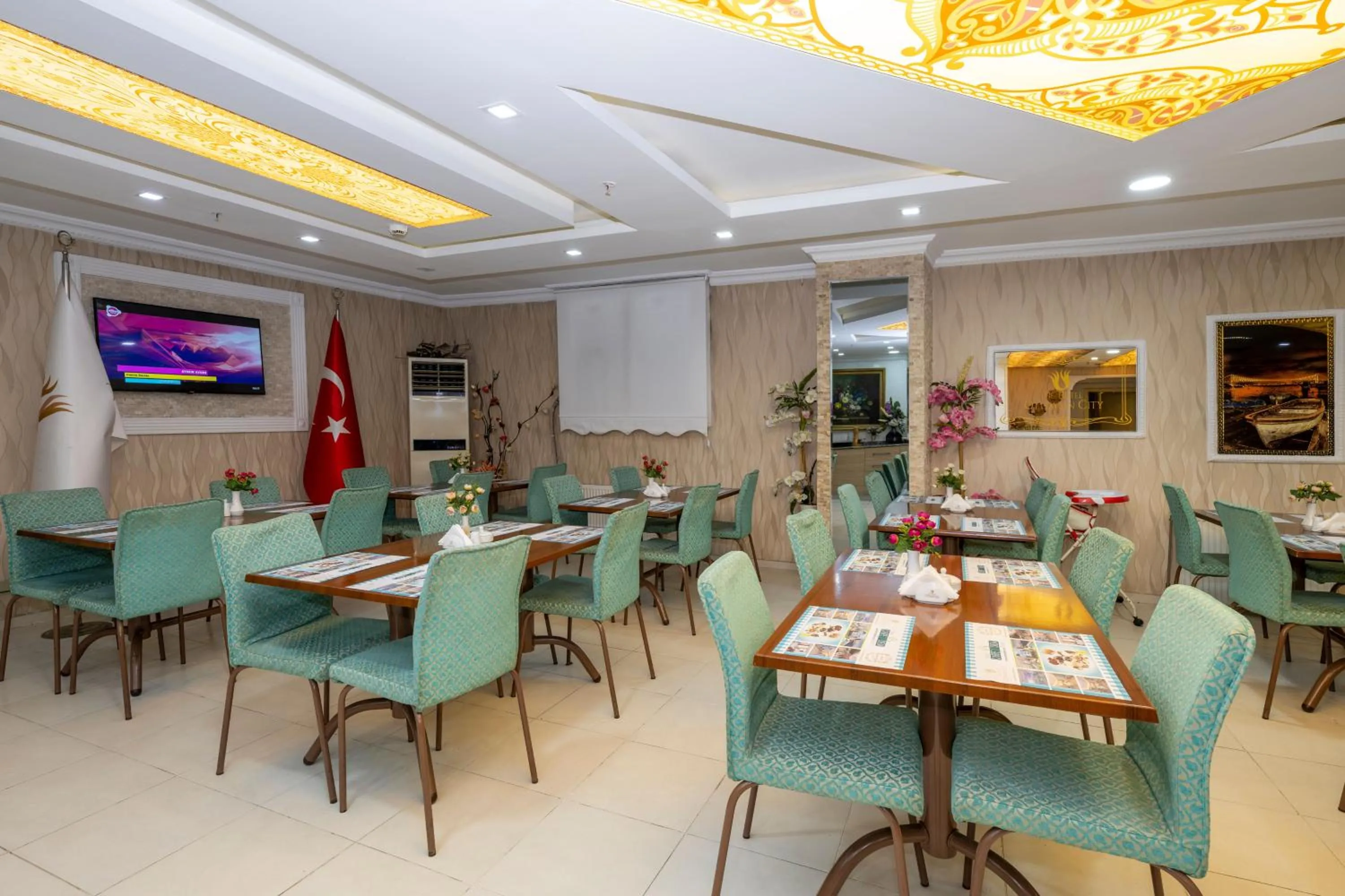 Restaurant/places to eat in The Hotel Ottoman City Istanbul