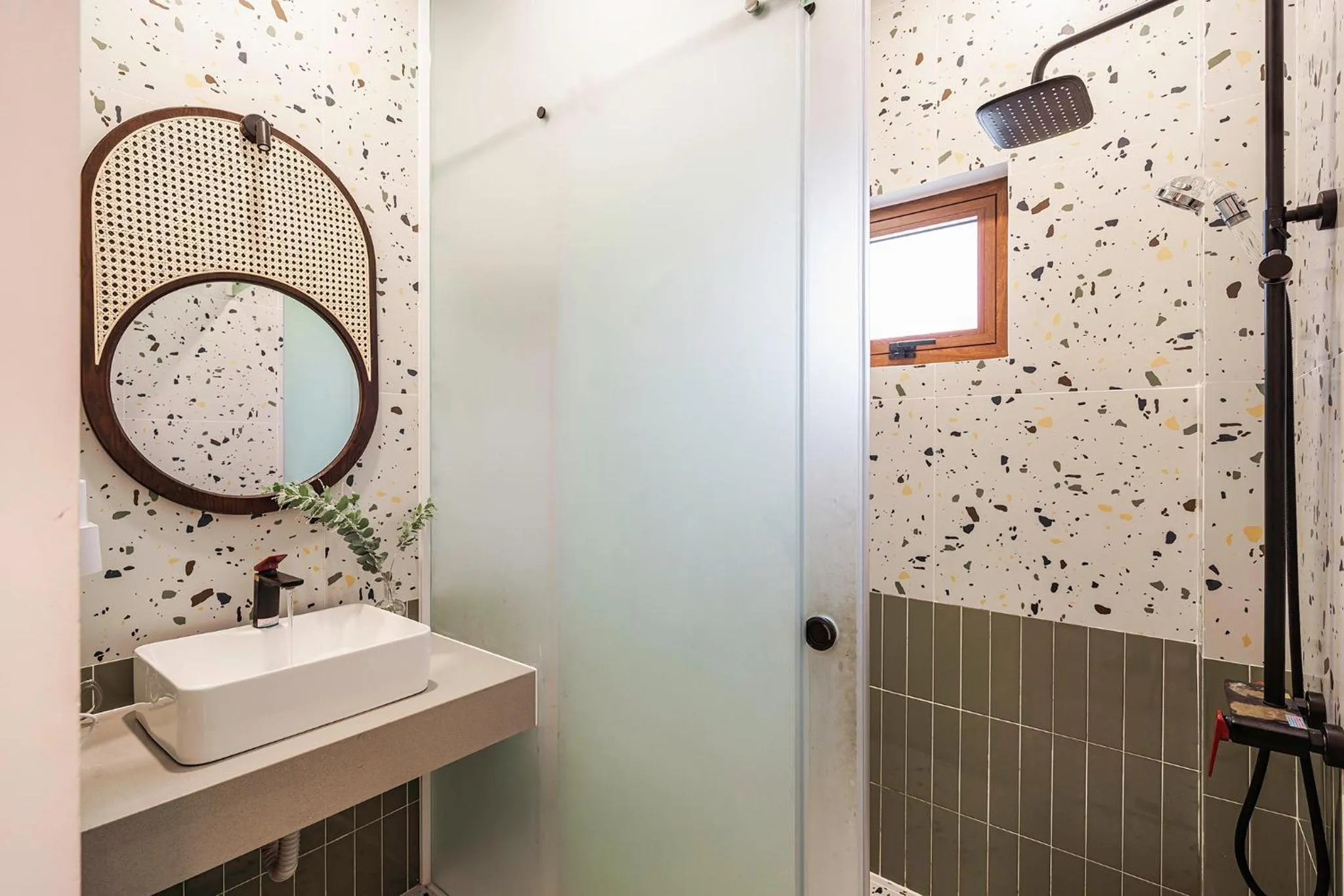 Bathroom in Miền Sương Khói - Home & Café