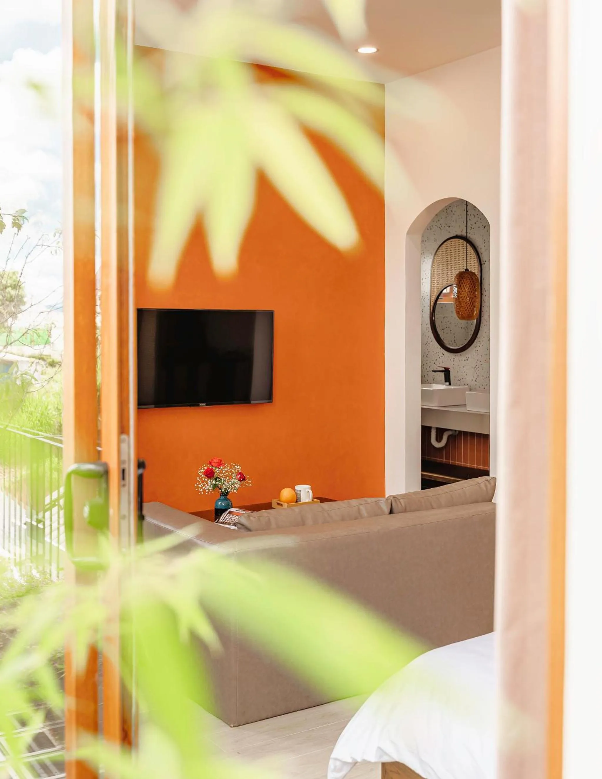 TV and multimedia in Miền Sương Khói - Home & Café