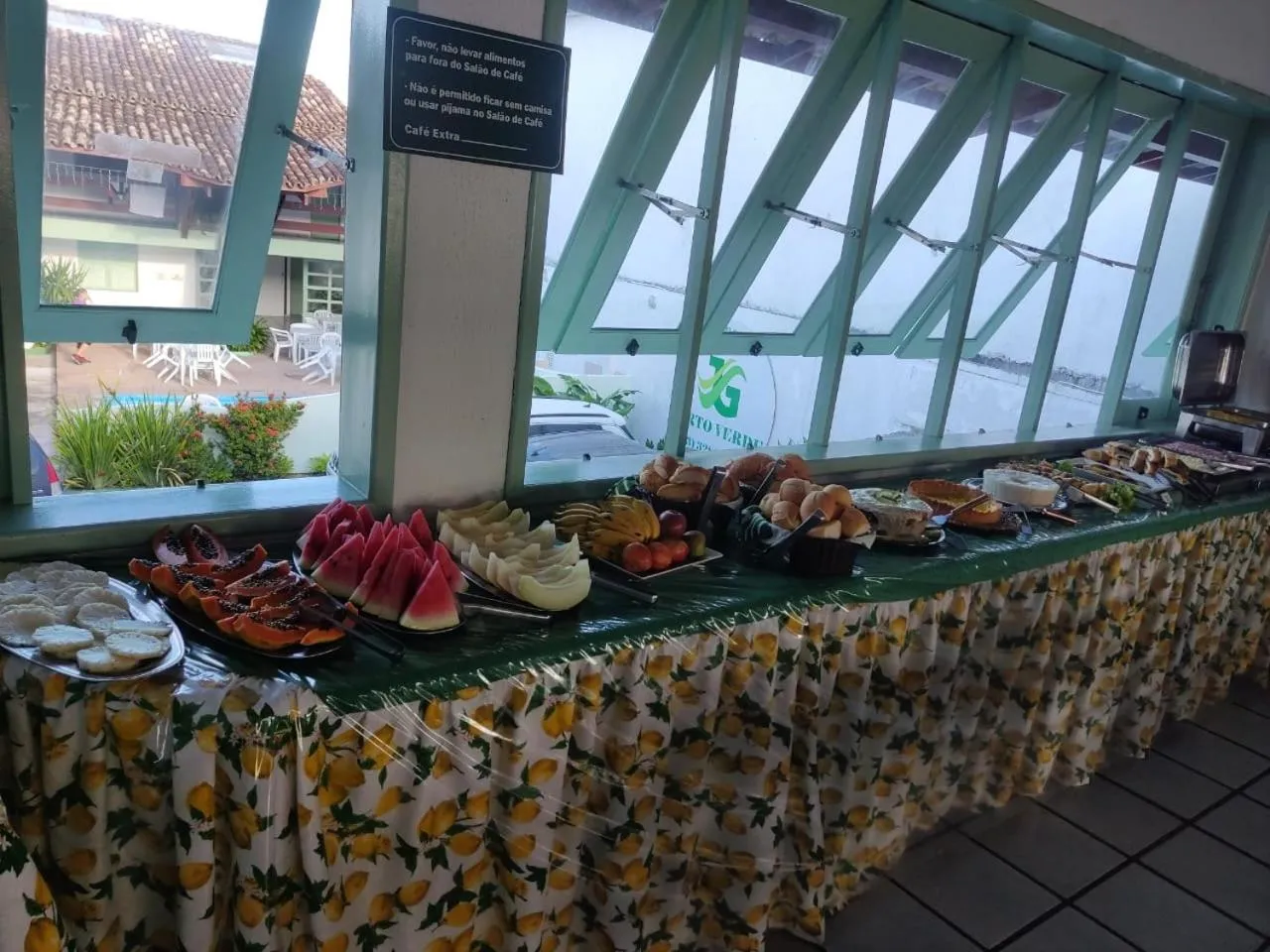 Breakfast in Hotel Porto Verde -JG