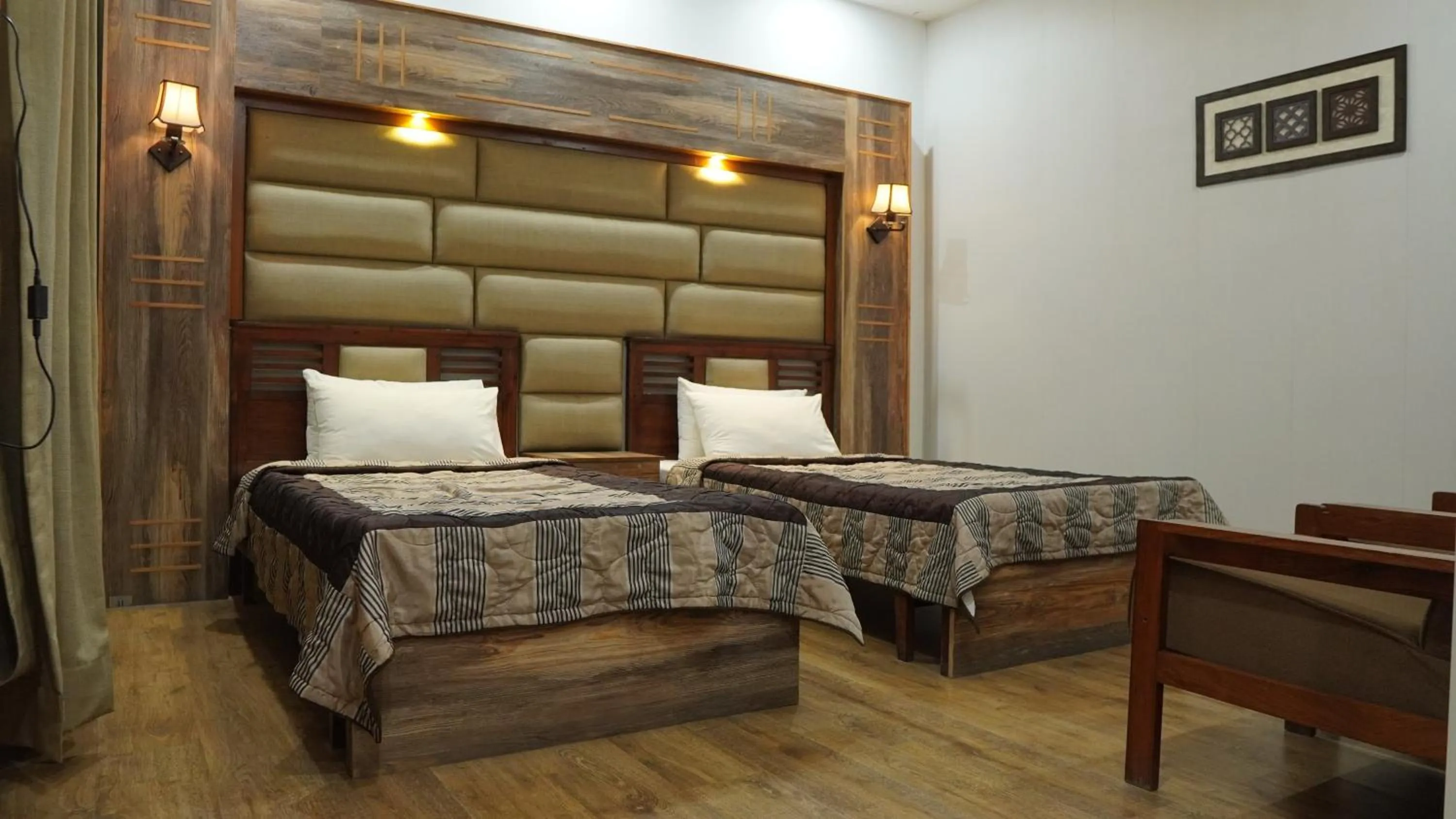 Bedroom, Bed in Park Hotel Gilgit