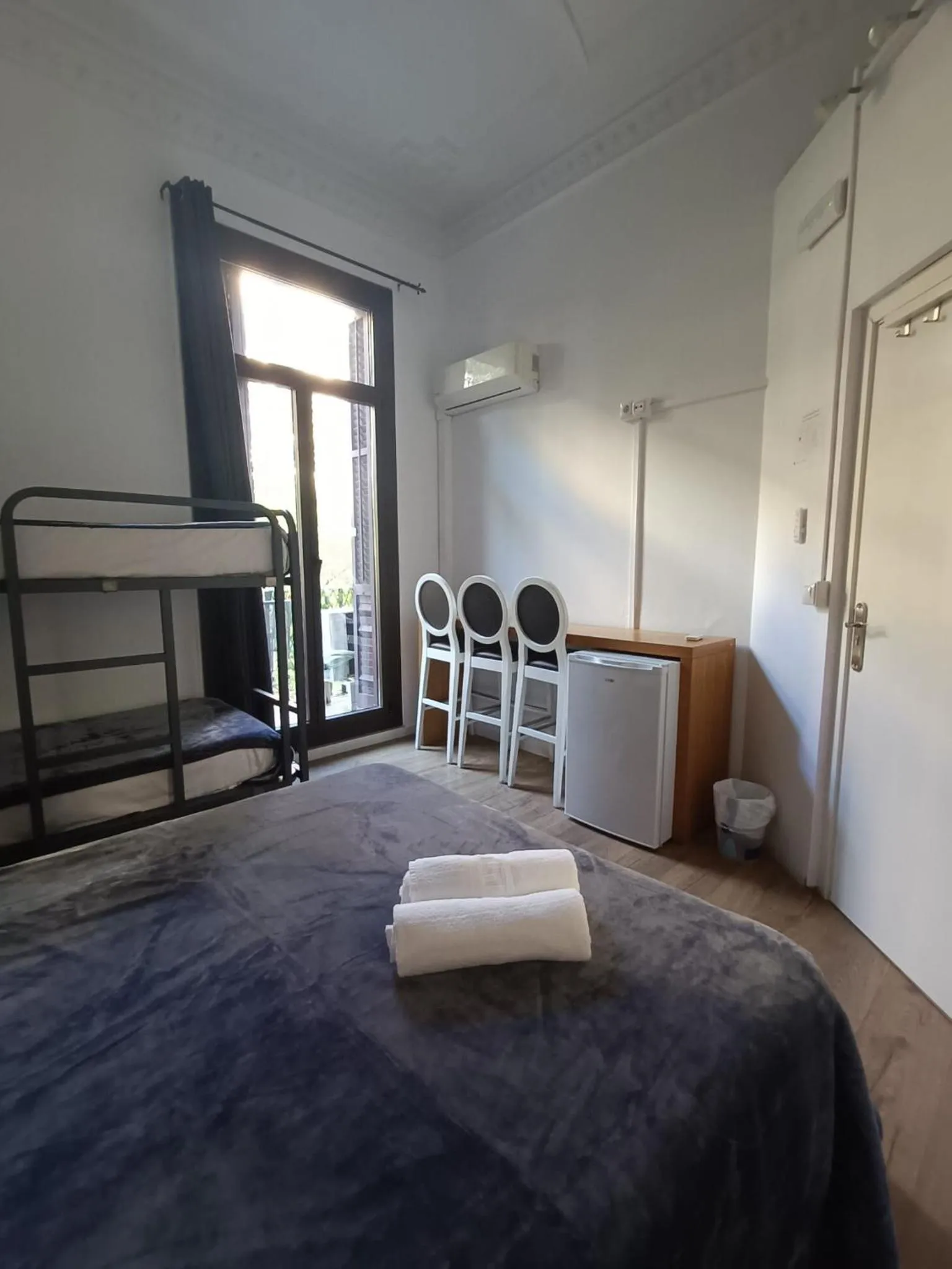 Bed in Hostal Sant Antoni