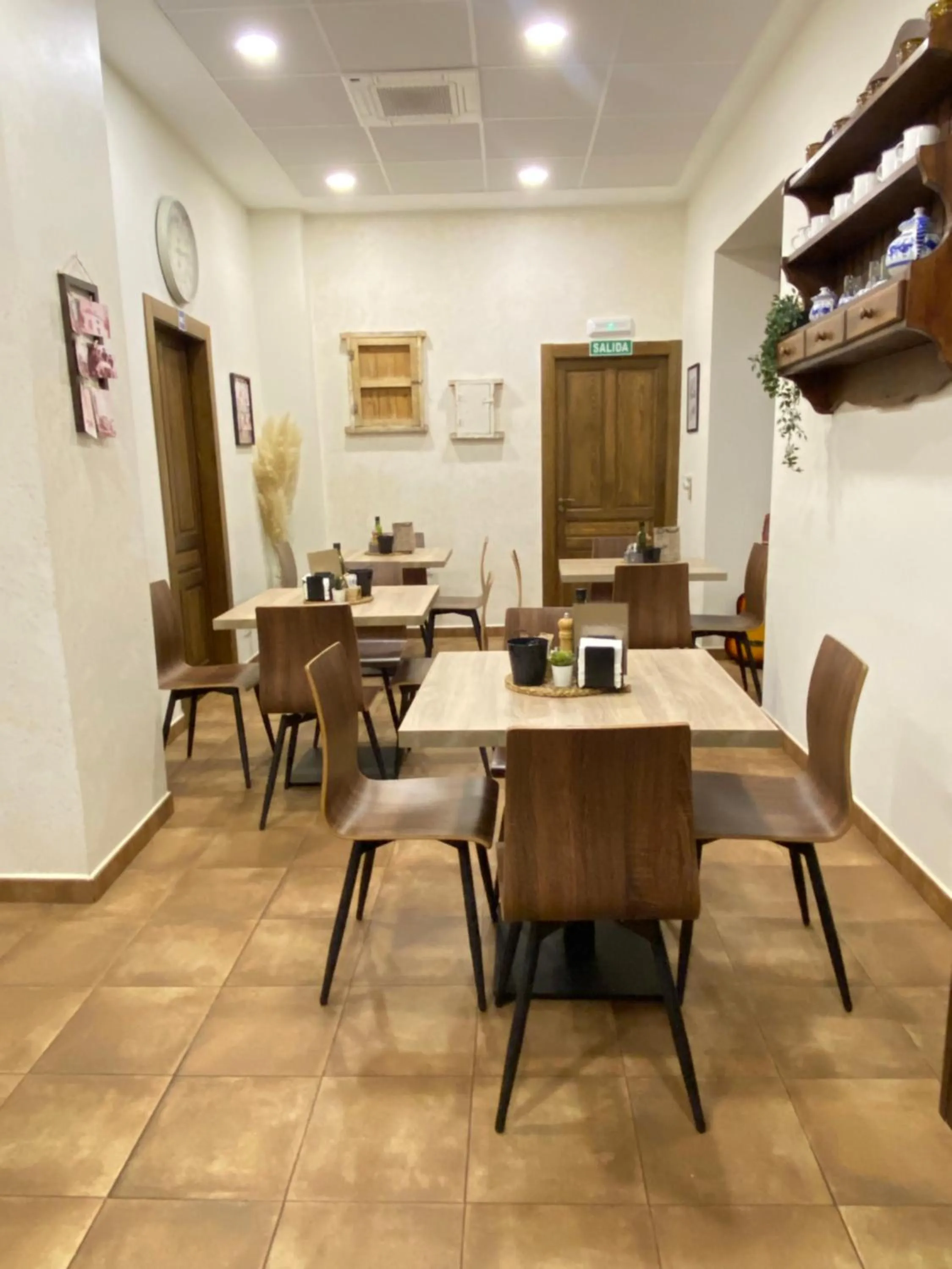 Restaurant/places to eat in Apartamentos rurales, La Casa de Baltasar