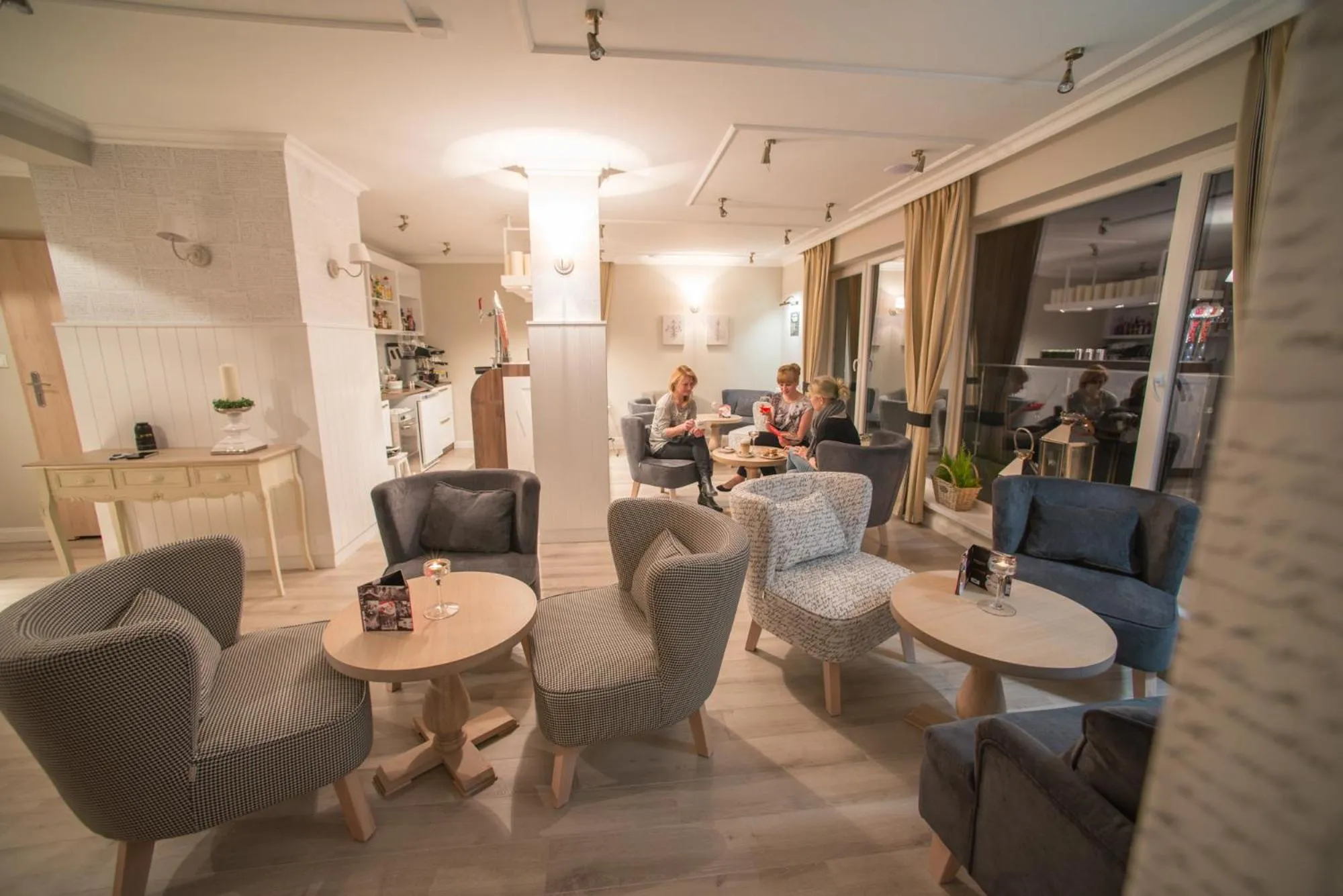 Lounge or bar in Bethel