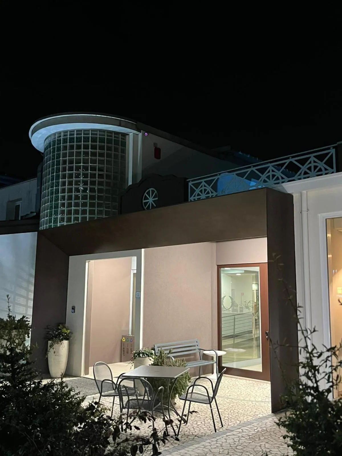 Property building in Hotel Ambra