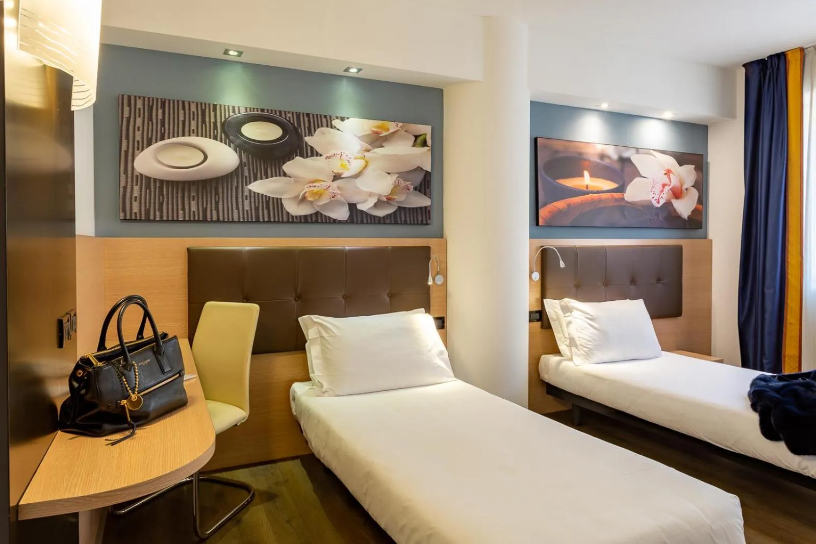 Bedroom, Bed in Hotel Ambra