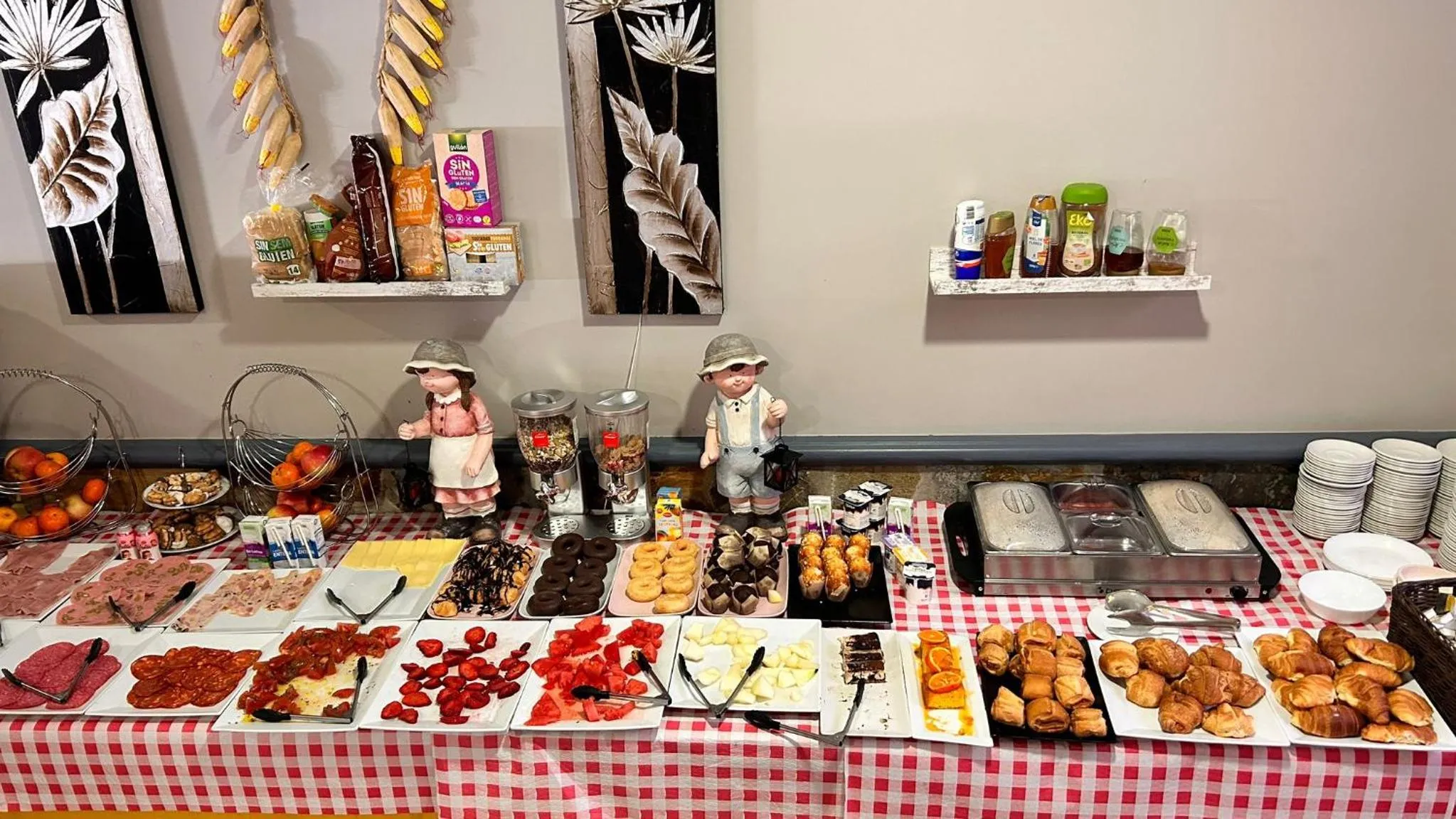 Breakfast in El Pozo de la Nieve