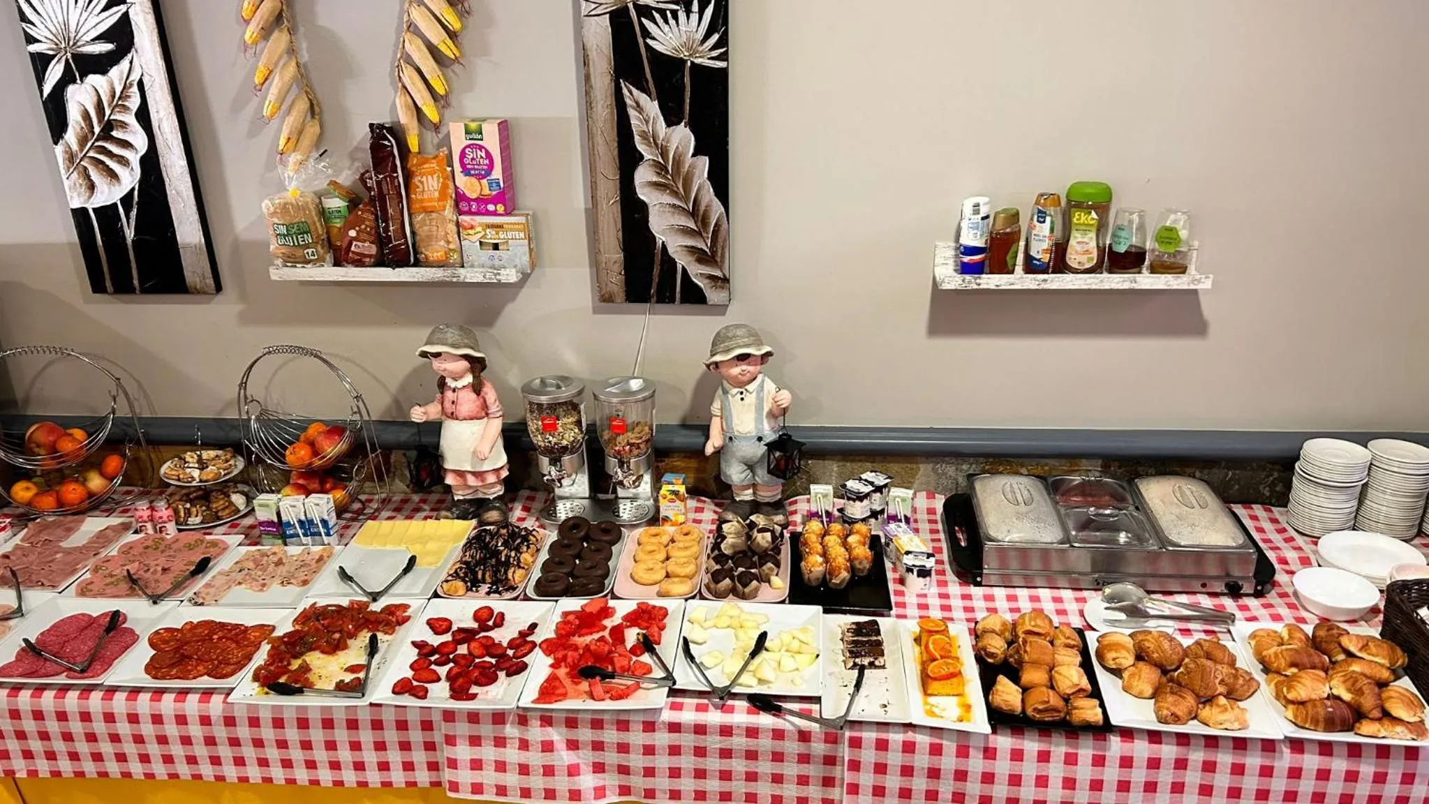 Breakfast in El Pozo de la Nieve