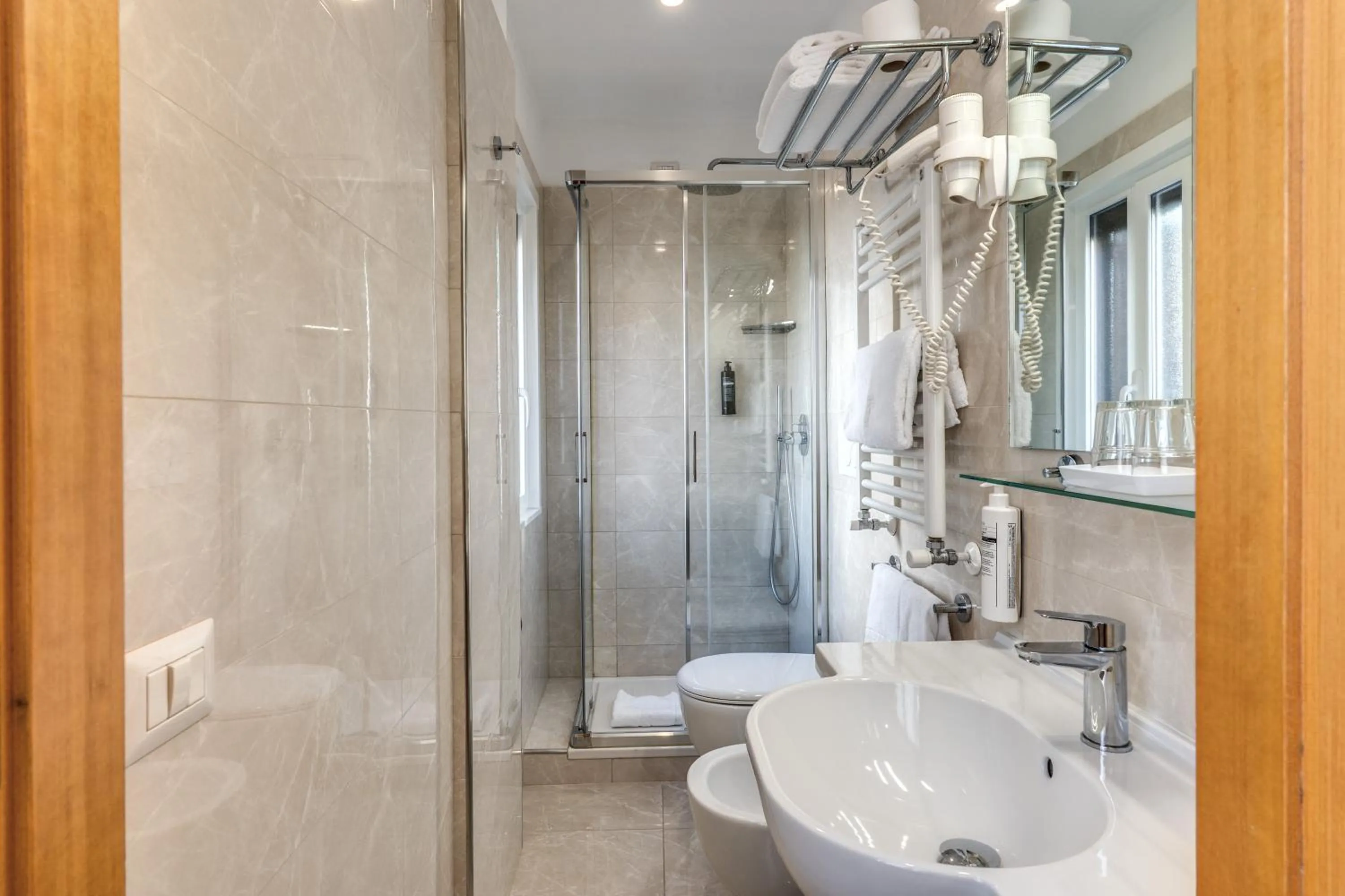 Bathroom in Flower Garden Hotel