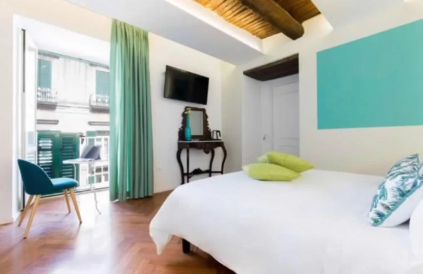 Bed in Euphoria al Duomo