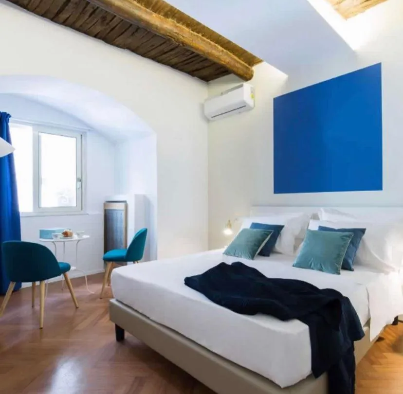 Bed in Euphoria al Duomo