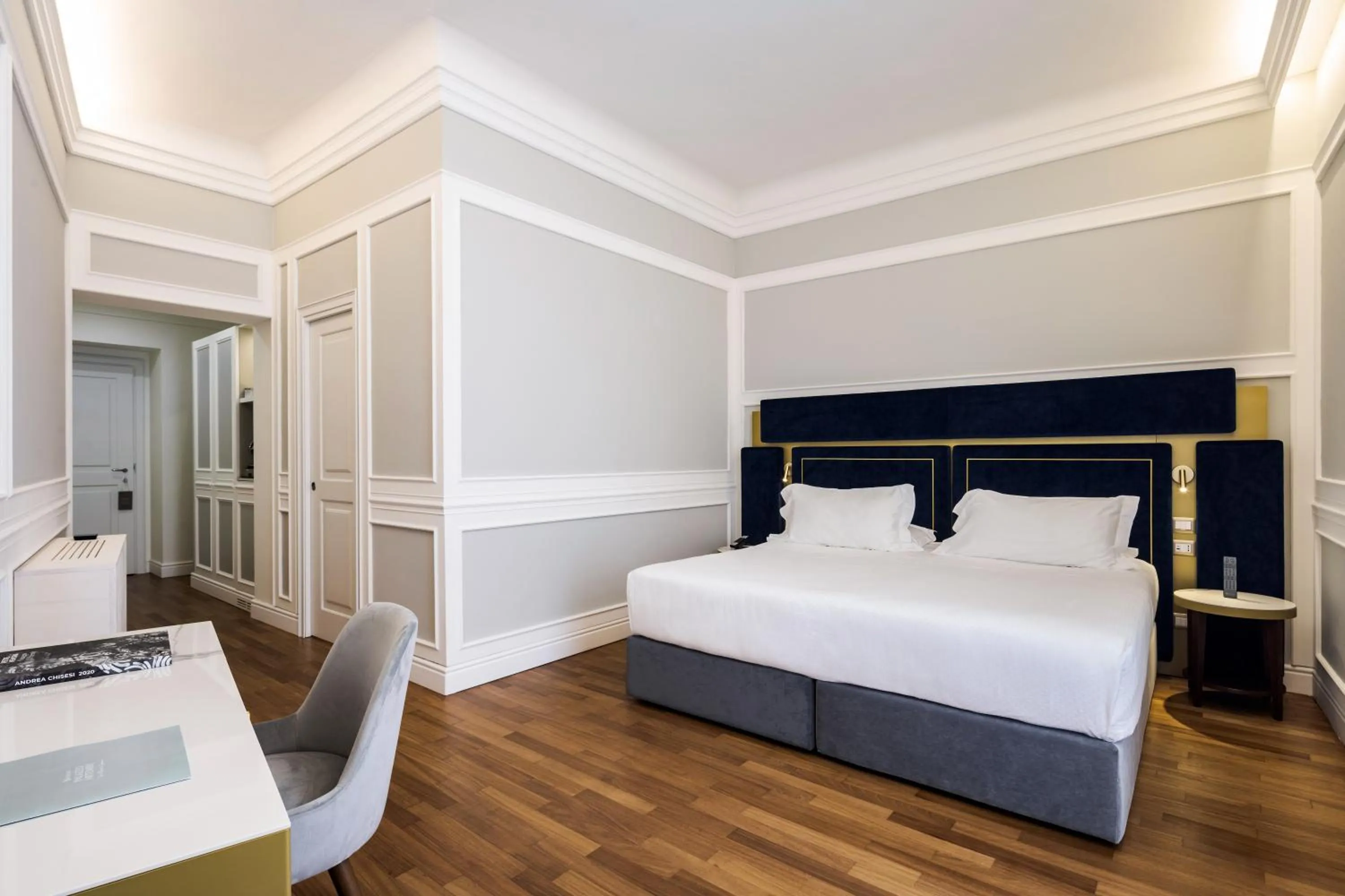 Bedroom, Bed in Hotel Roma