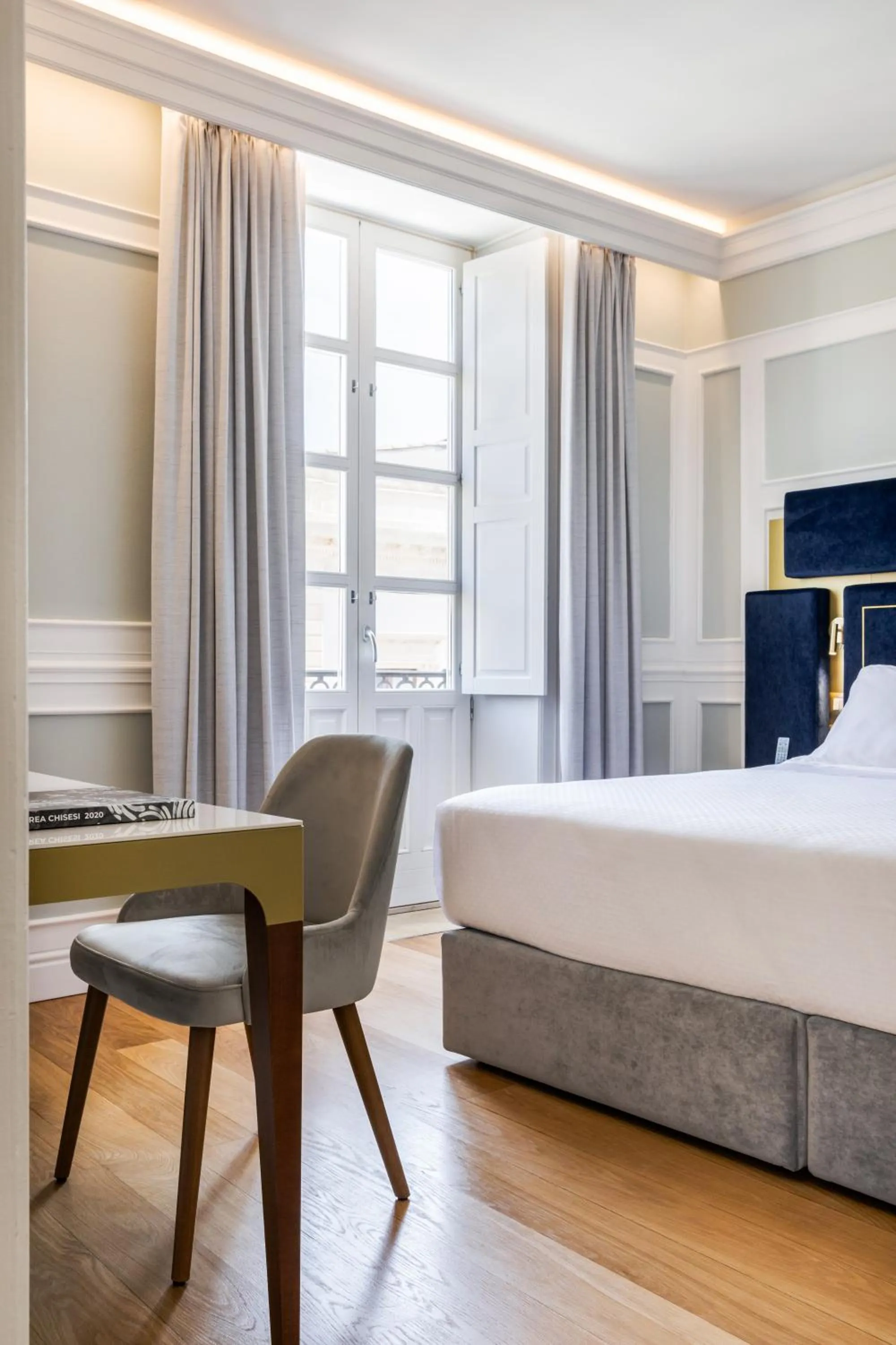 Bedroom, Bed in Hotel Roma