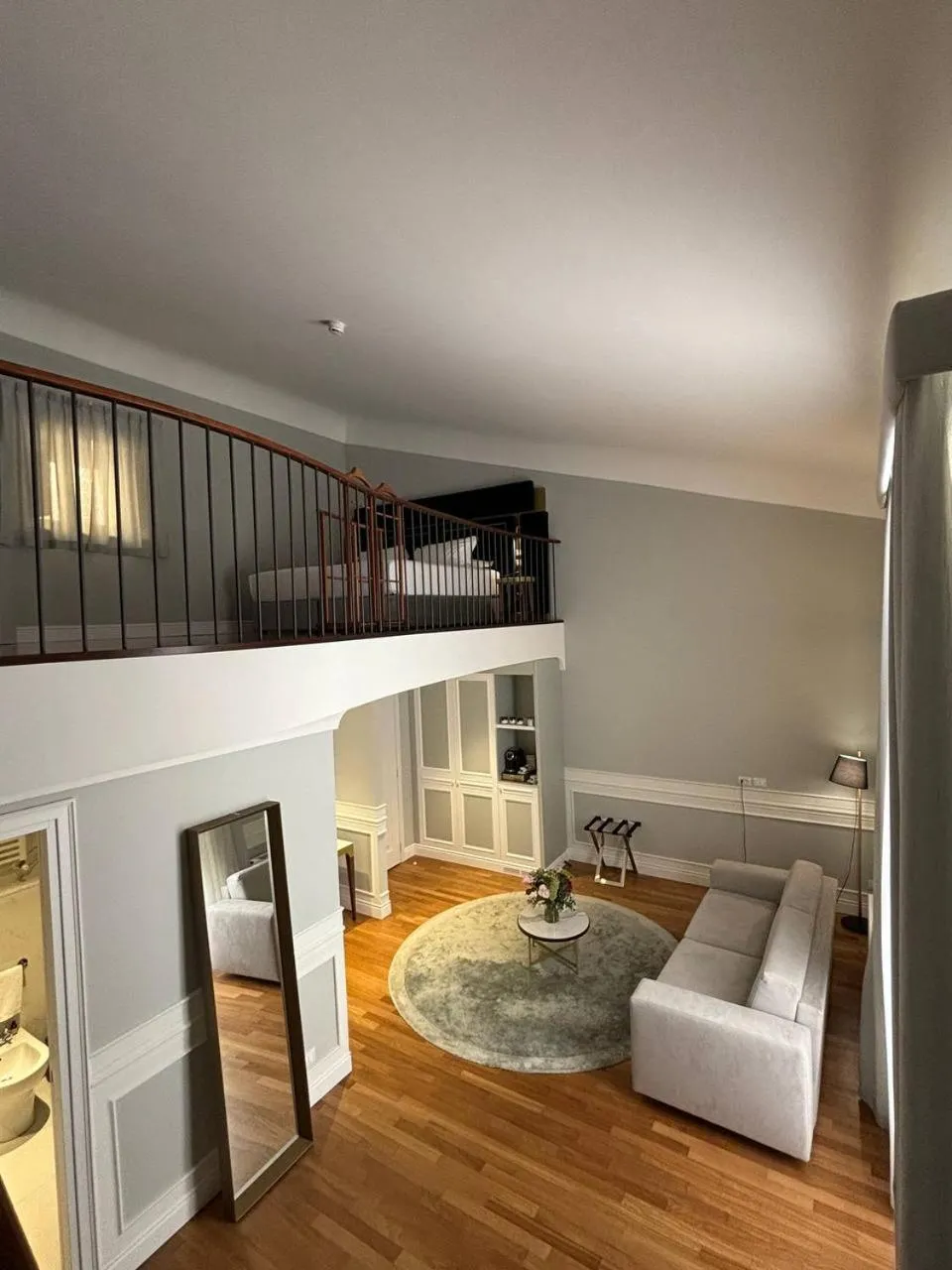 Seating area, Bed in Hotel Roma