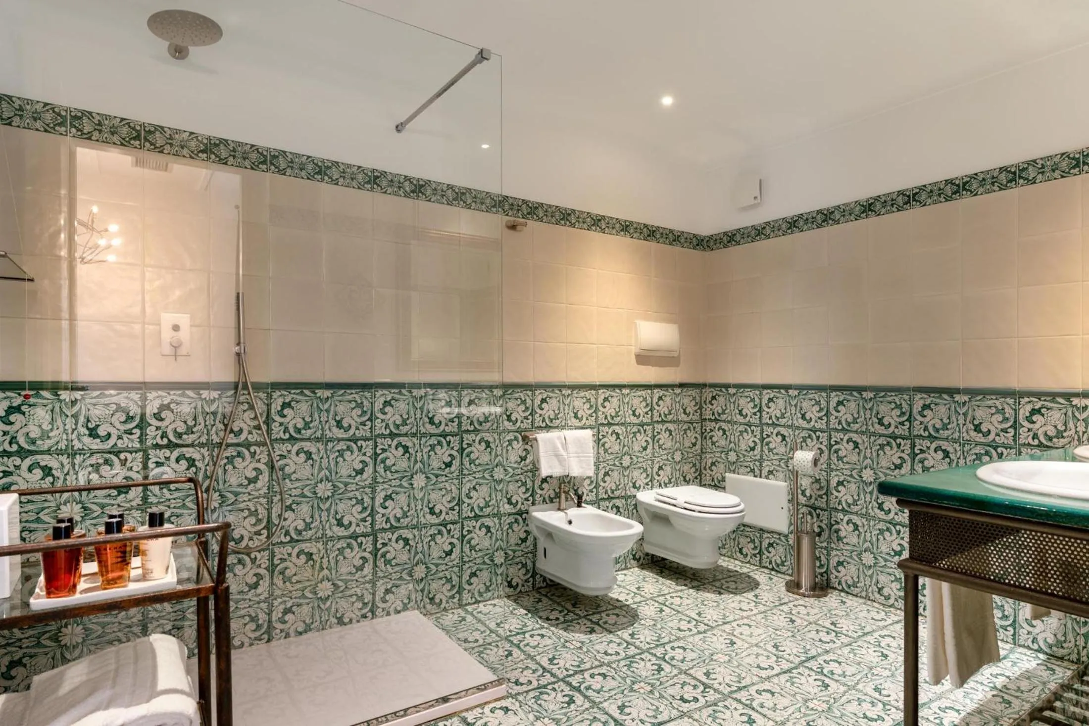 Toilet in Dimora Caiammari Luxury Hotel & Spa