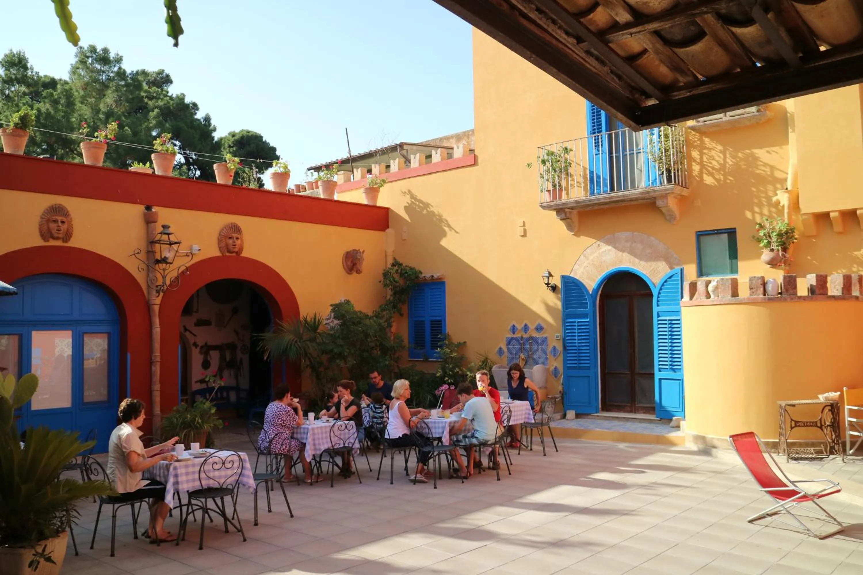 Inner courtyard view in Duca di Castelmonte