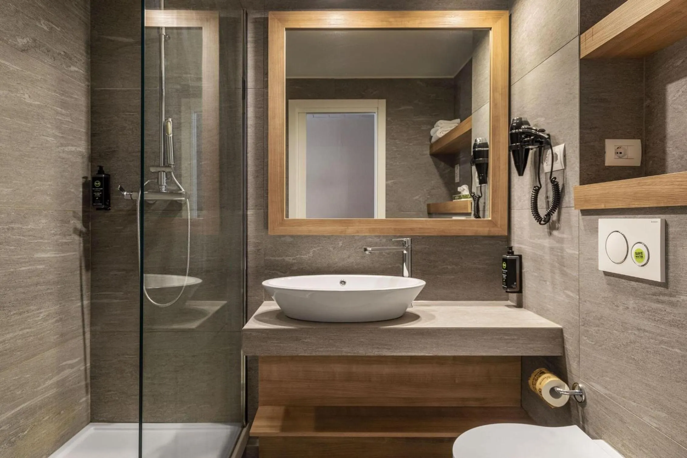 Bathroom in B&B HOTEL Milano Portello