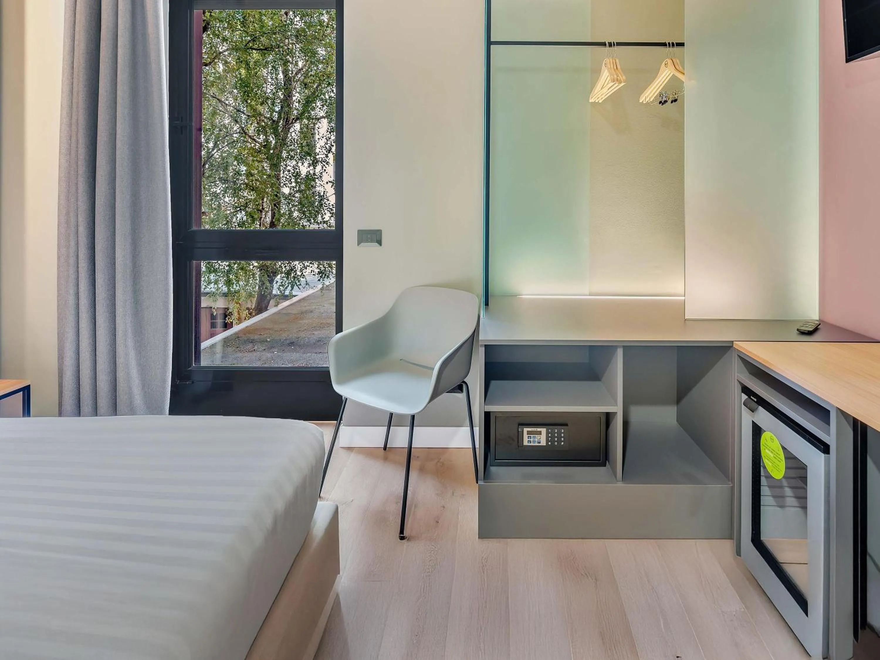 Photo of the whole room, Bed in B&B HOTEL Milano Portello