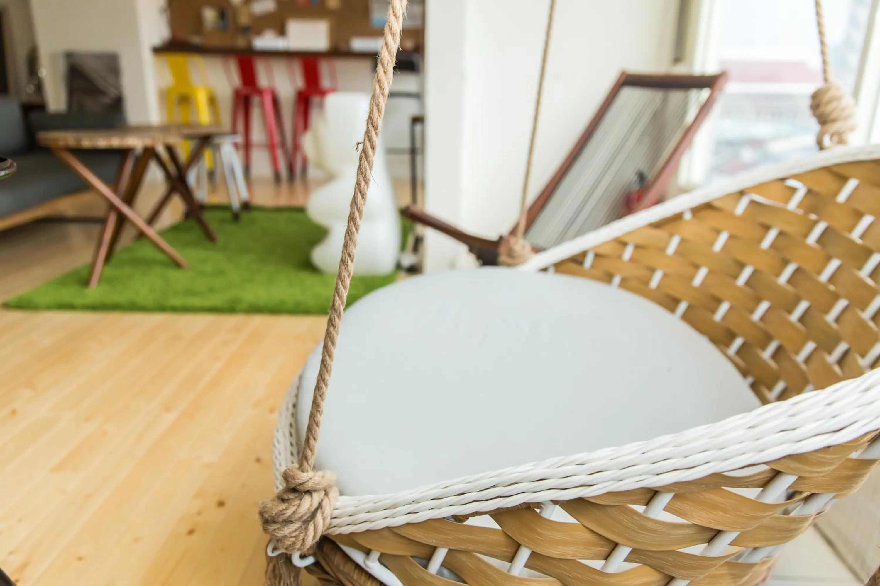 Communal lounge/ TV room in Mr. Lobster’s Secret Den design hostel