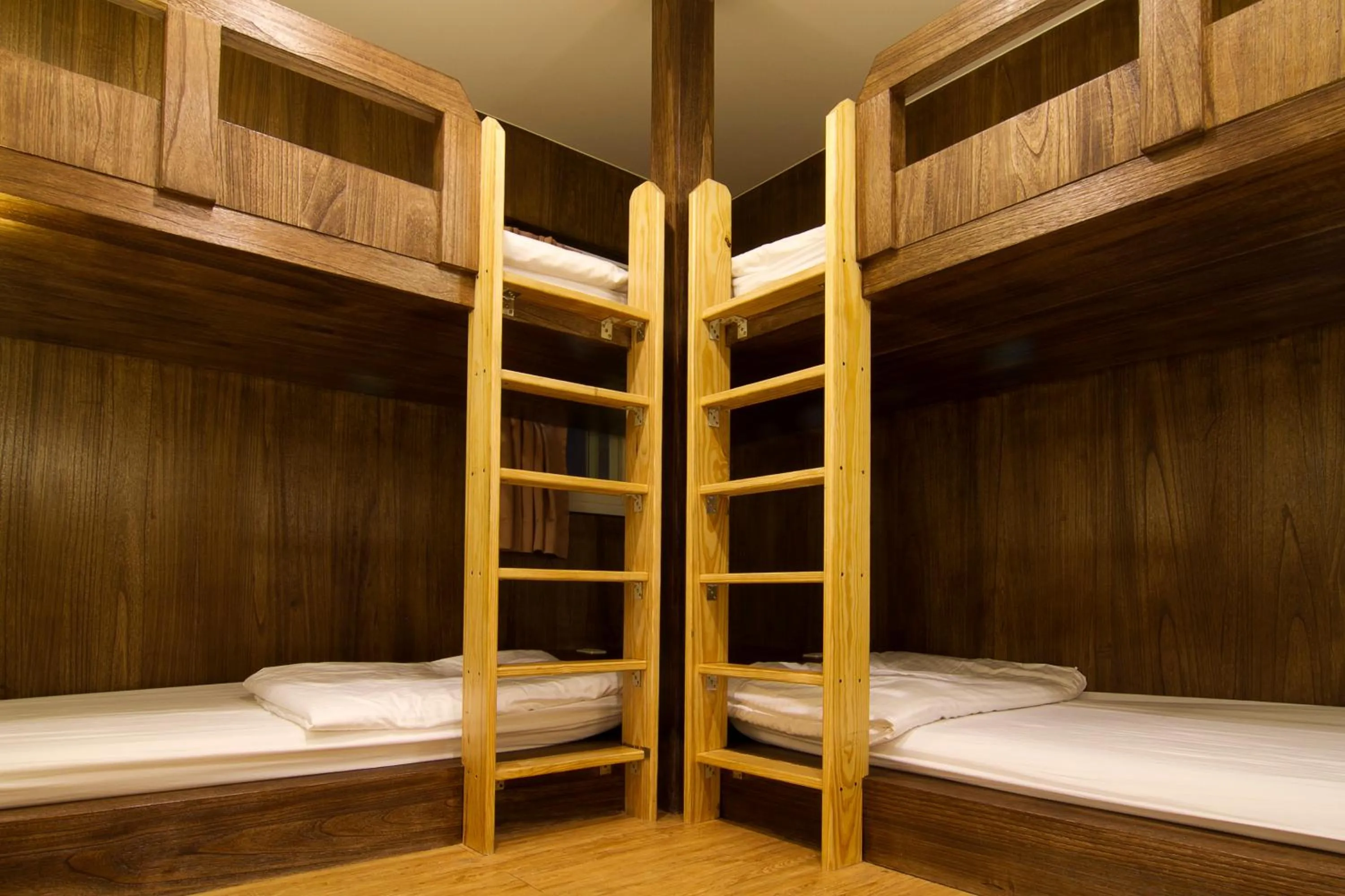 Bed in Mr. Lobster’s Secret Den design hostel