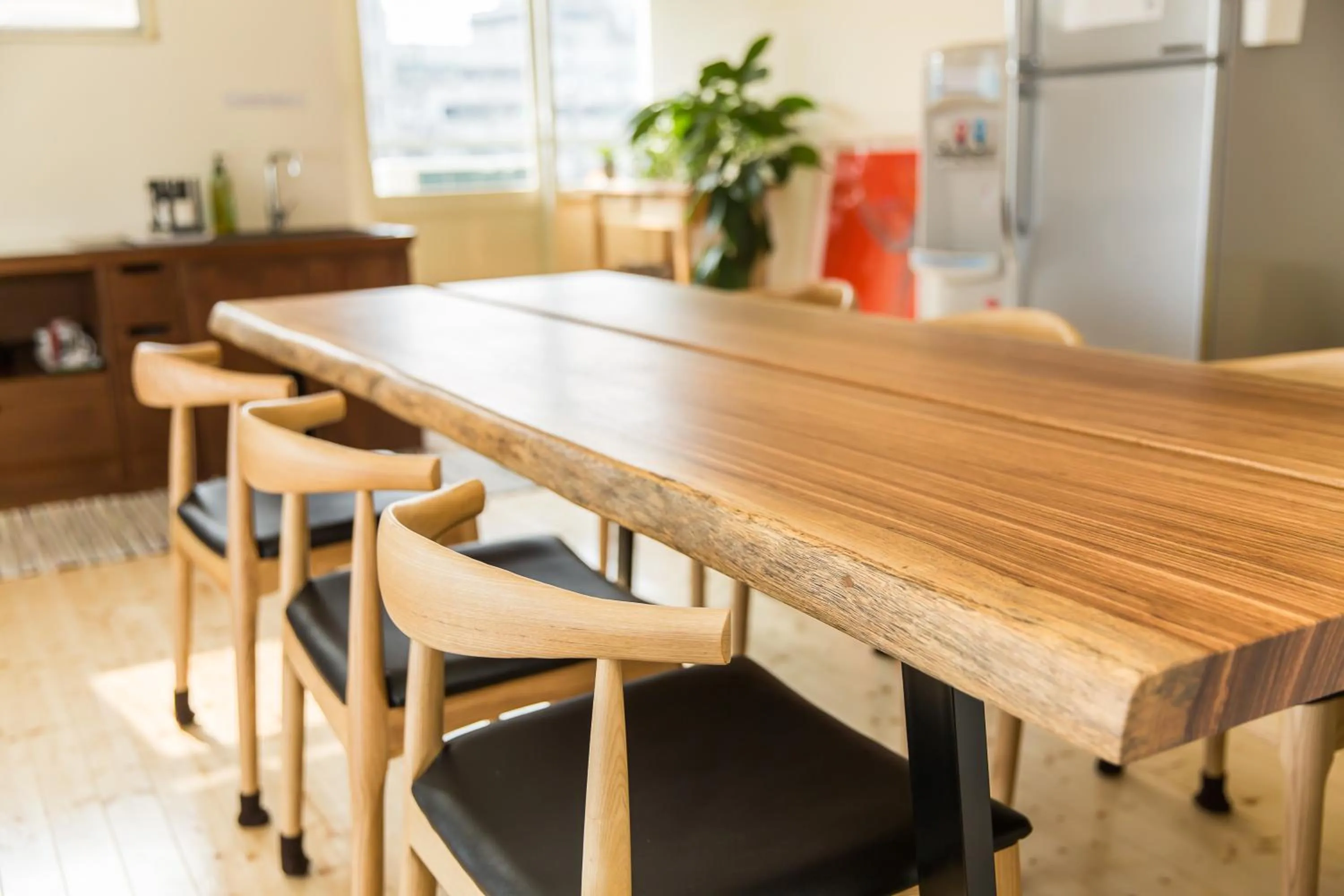 Communal lounge/ TV room in Mr. Lobster’s Secret Den design hostel