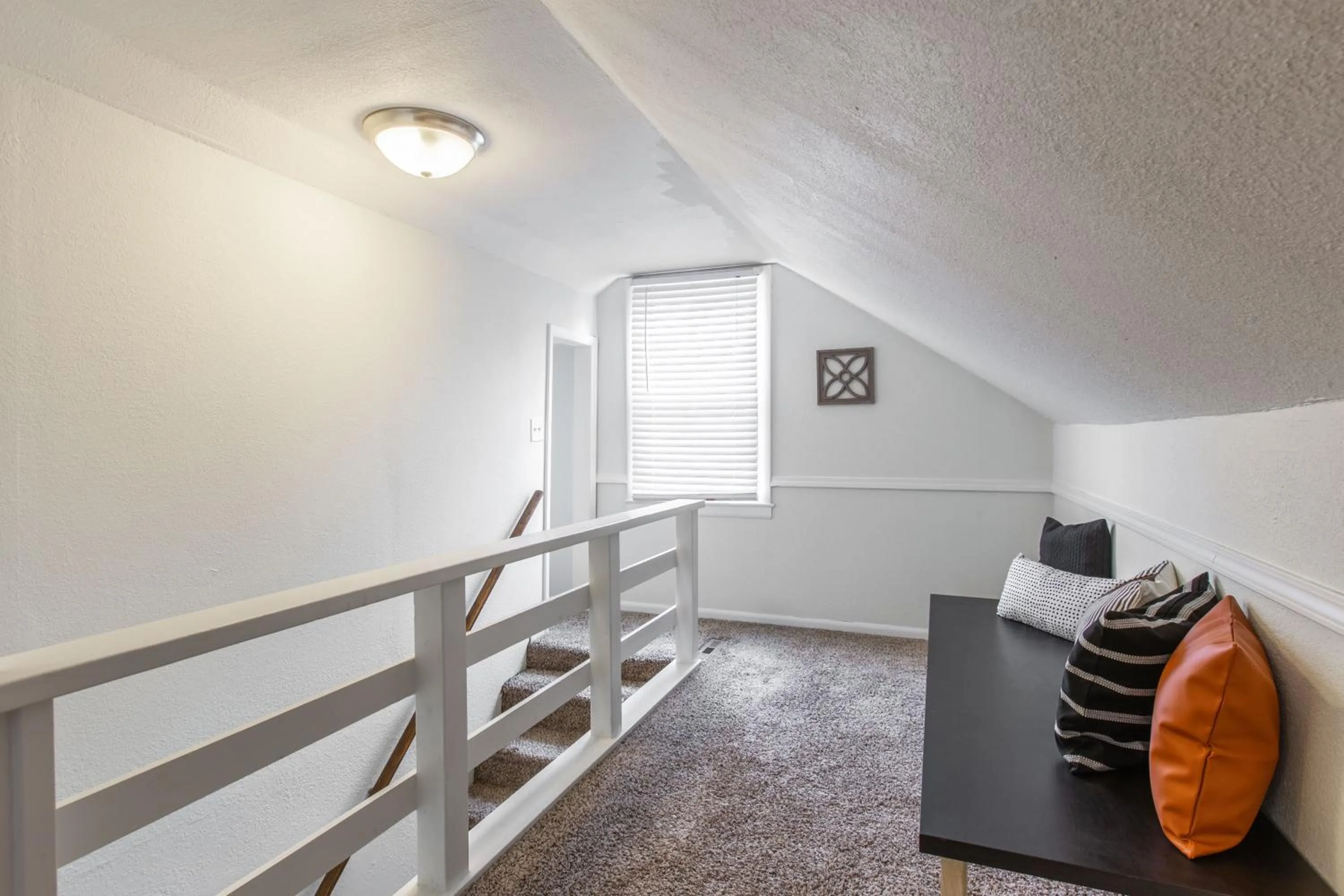 Communal lounge/ TV room, Bed in 3 Bedrooms House in Waldo Kansas City