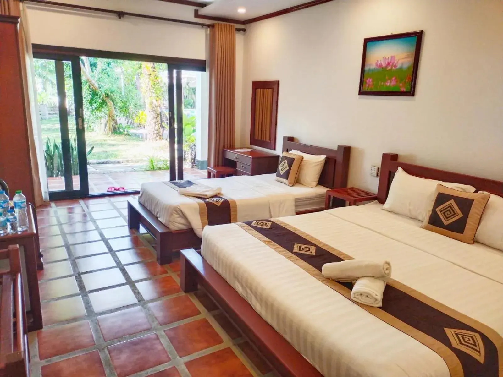 Deluxe Family Room in Vang Vieng Savanh Sunset View Resort Deluxe Family Room in Vang Vieng Savanh Sunset View Resort