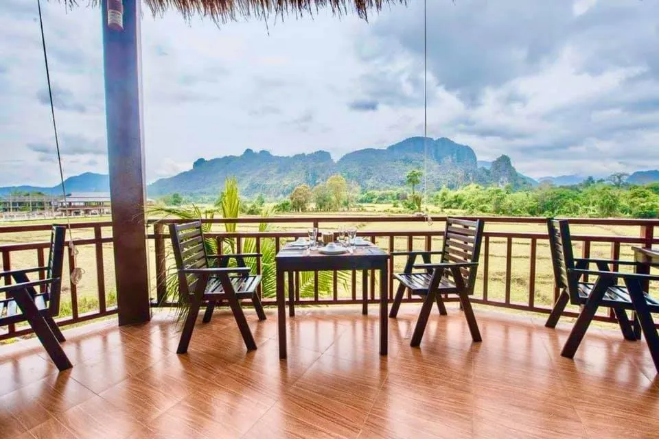 Vang Vieng Savanh Sunset View Resort