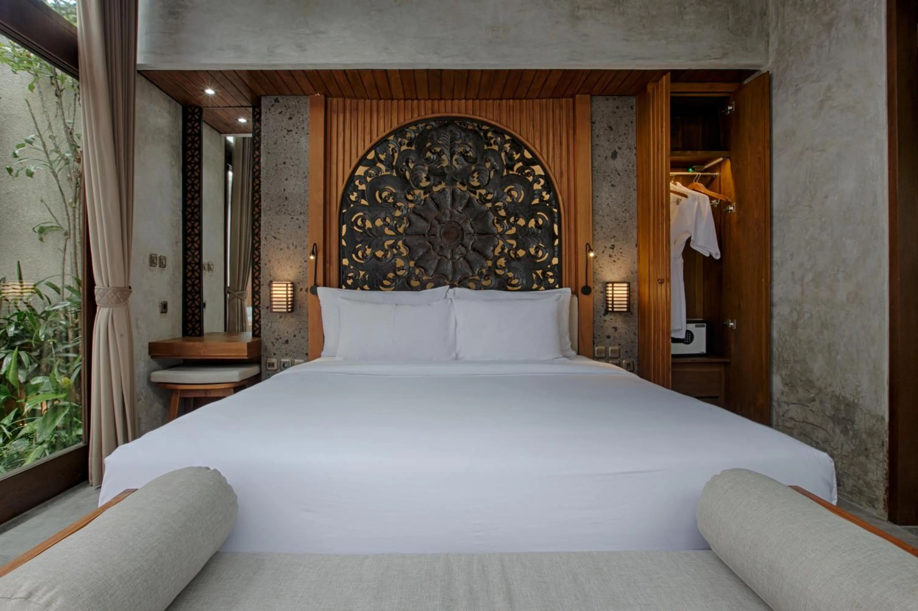 Bed in Taman Dharmawangsa Suites