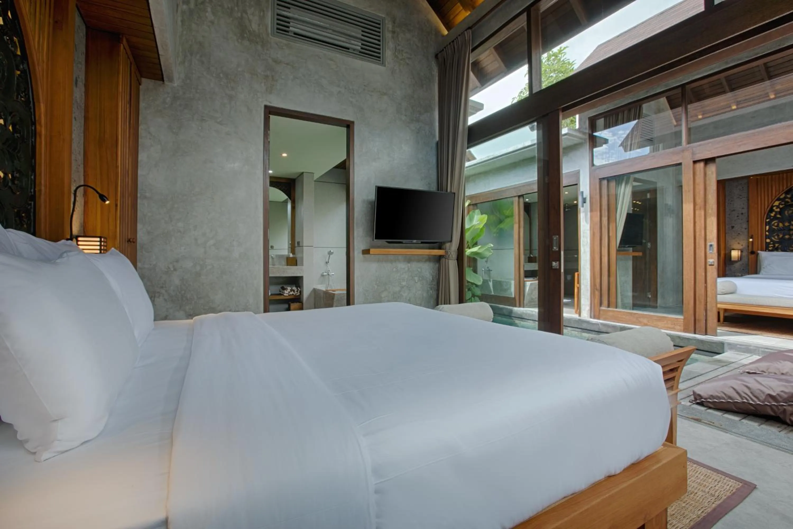 Bed in Taman Dharmawangsa Suites