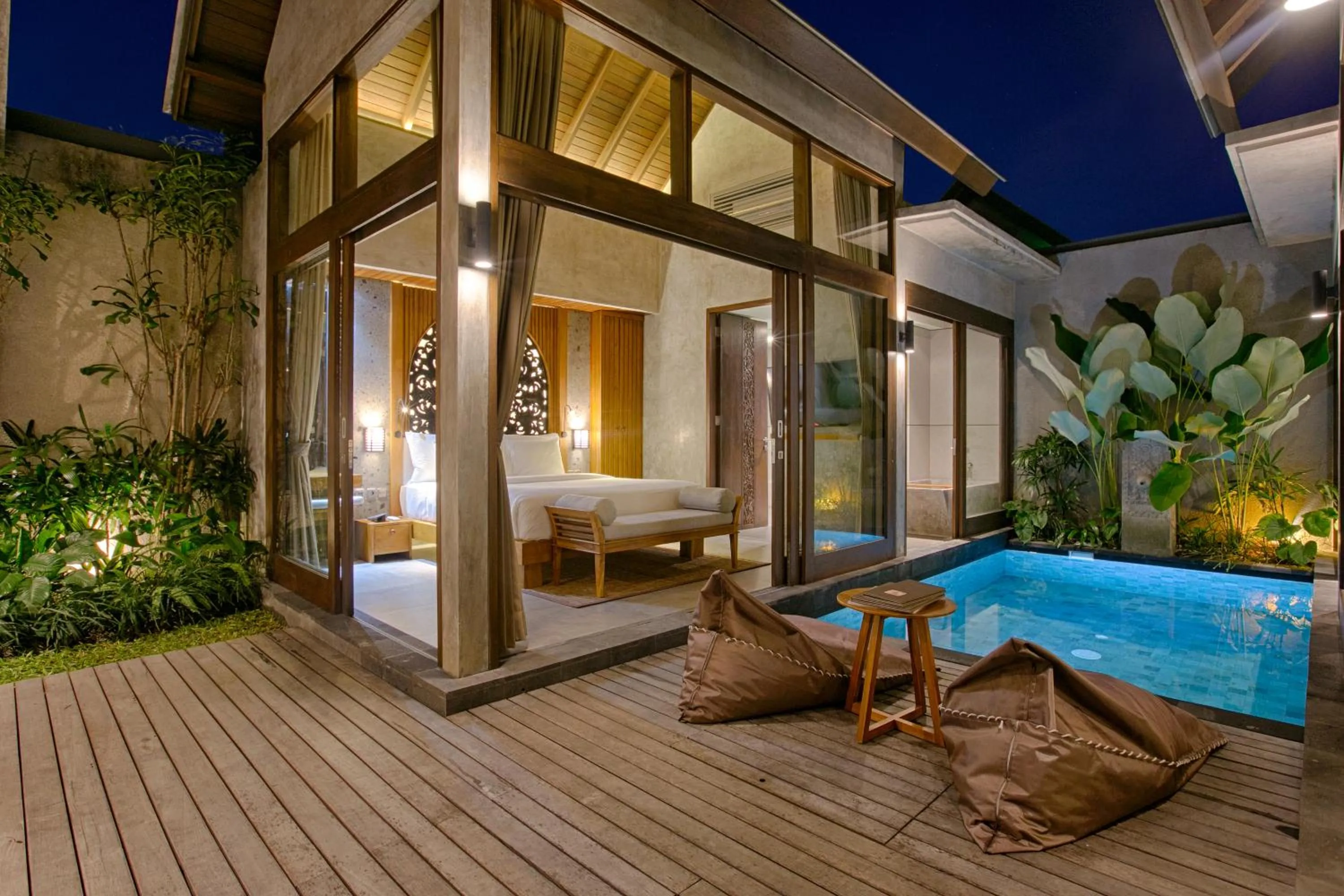 Garden in Taman Dharmawangsa Suites