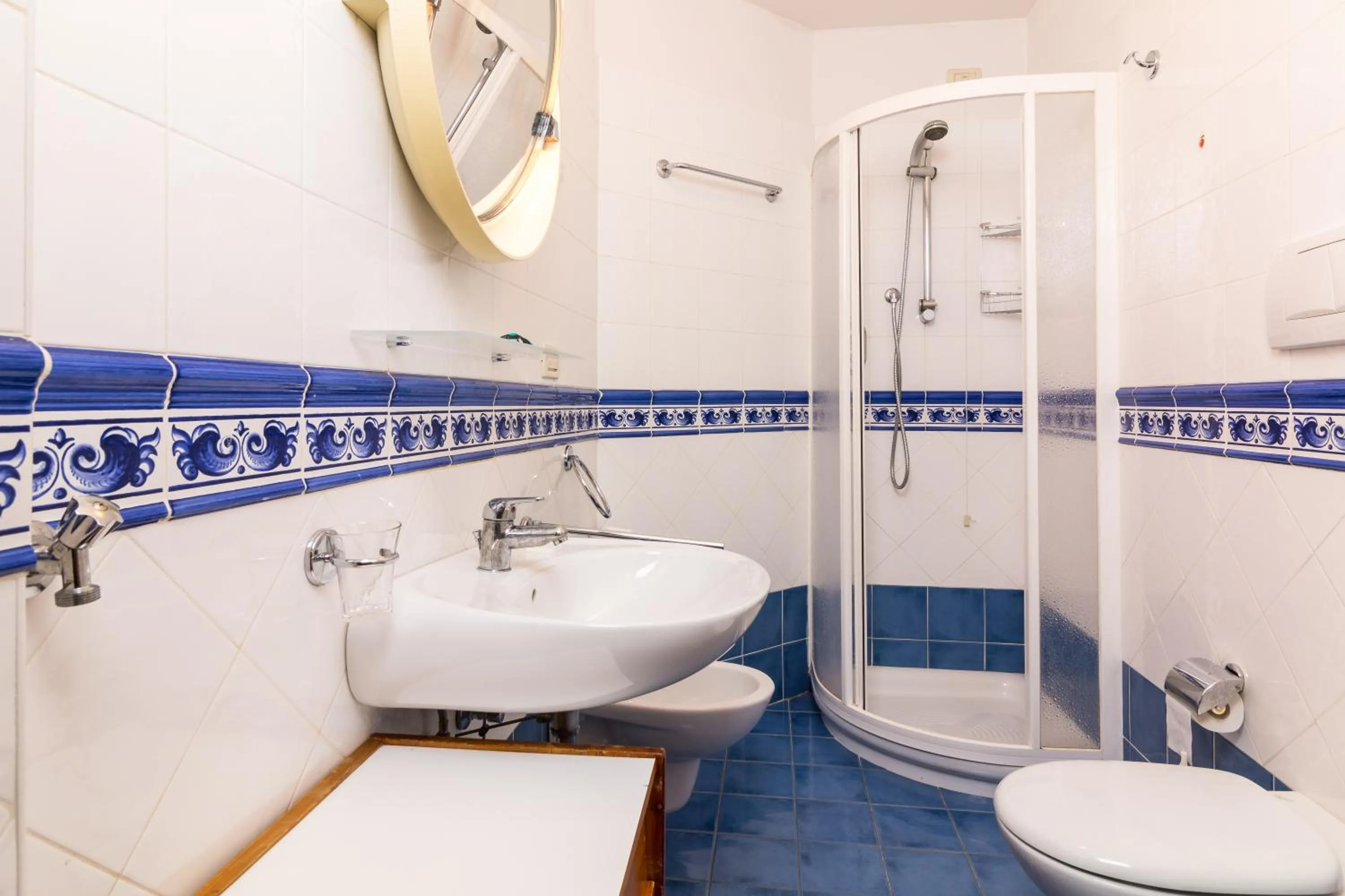 Shower in Hotel Bonapace ***S