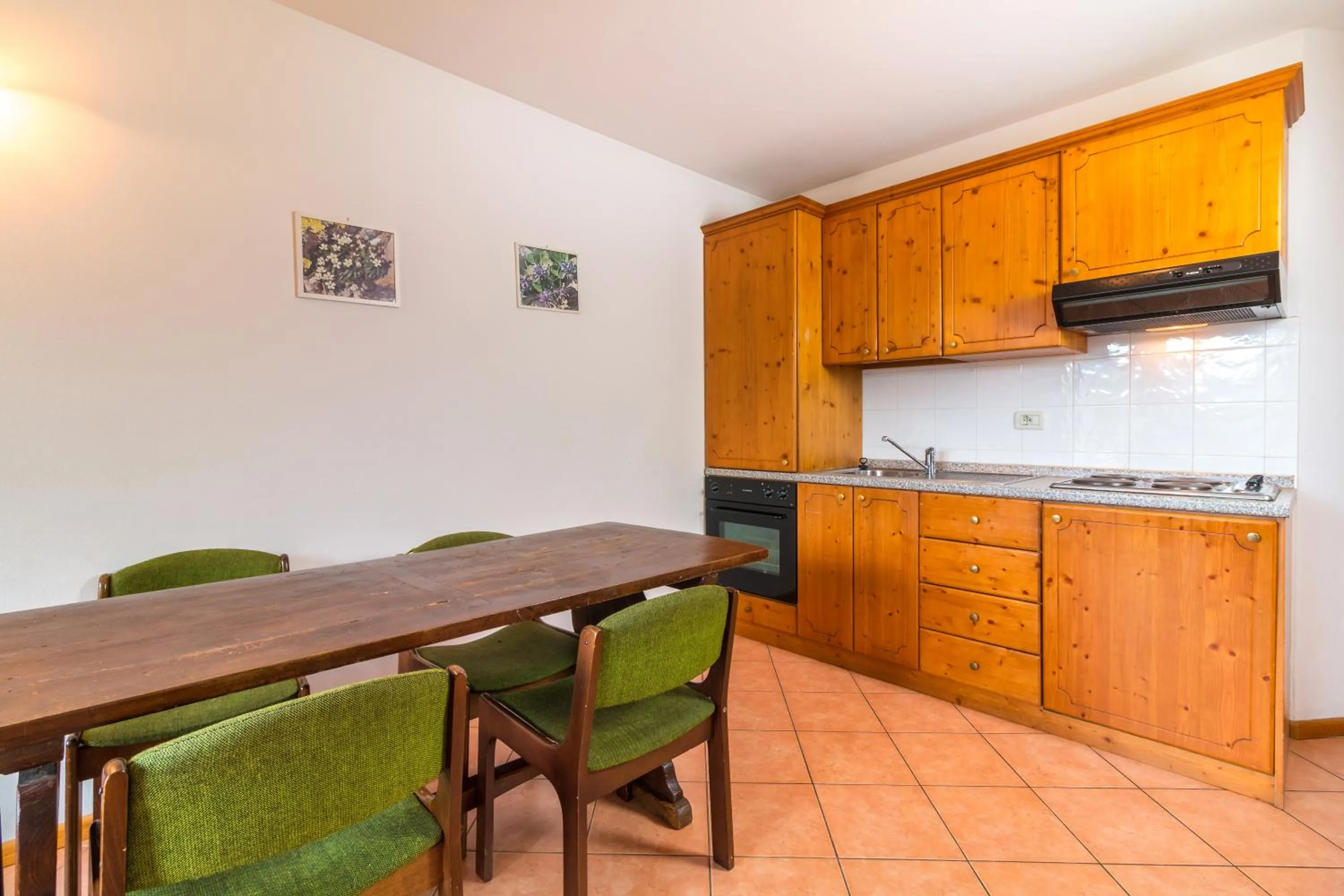 Kitchen or kitchenette in Hotel Bonapace ***S