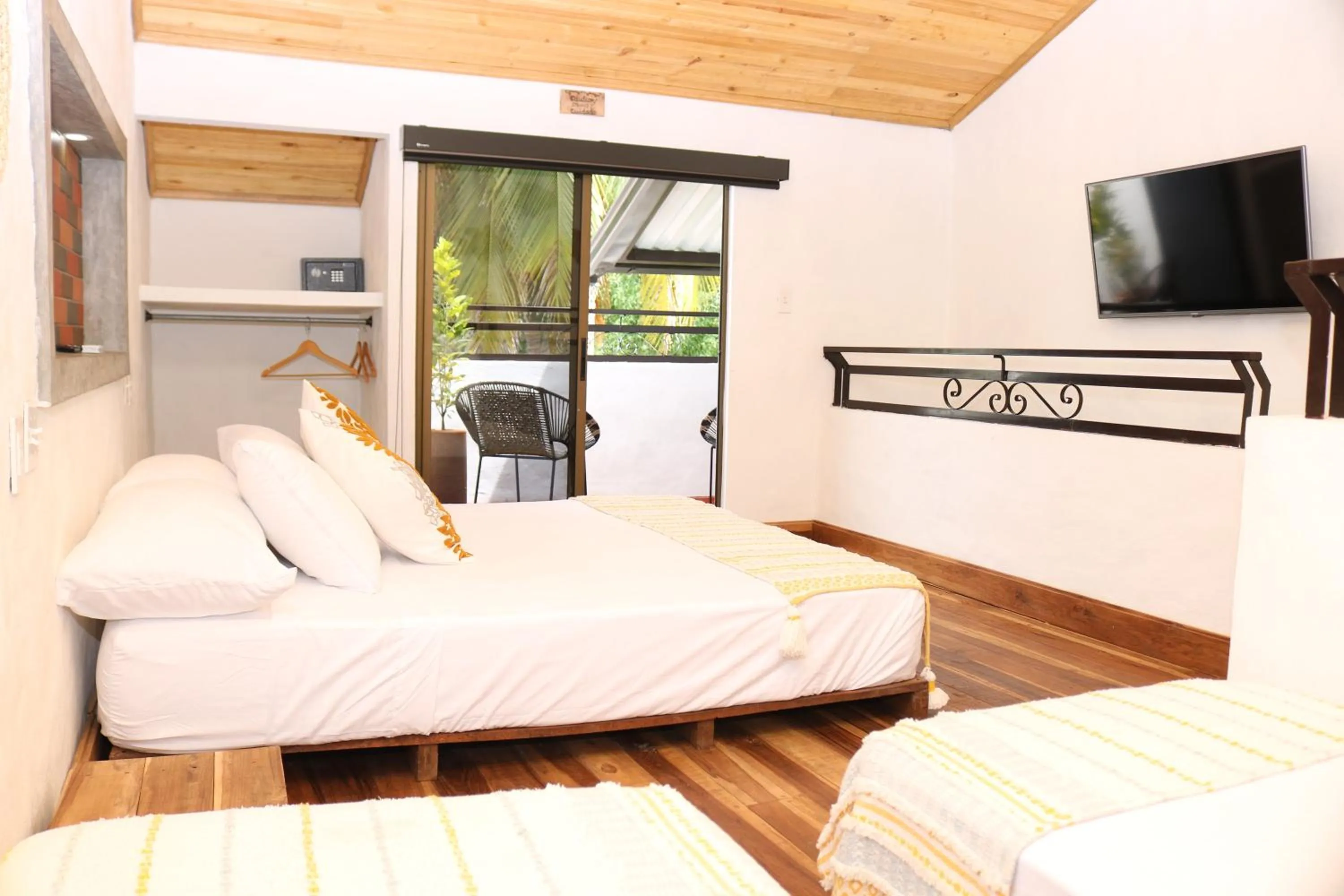 Bed in Honda Colonial Magdalena Resort