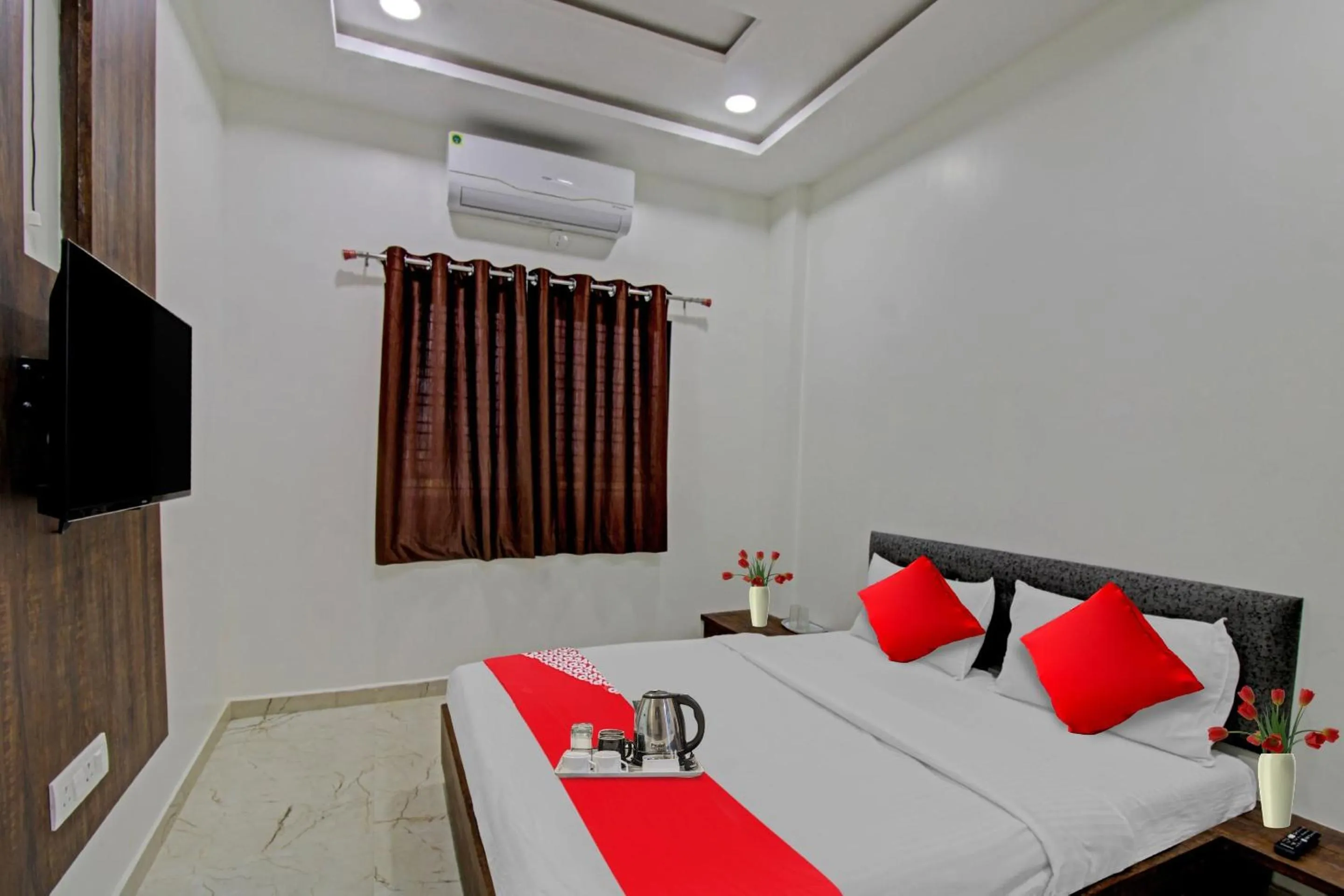 Bedroom, Bed in Hotel O Dhurva Inn