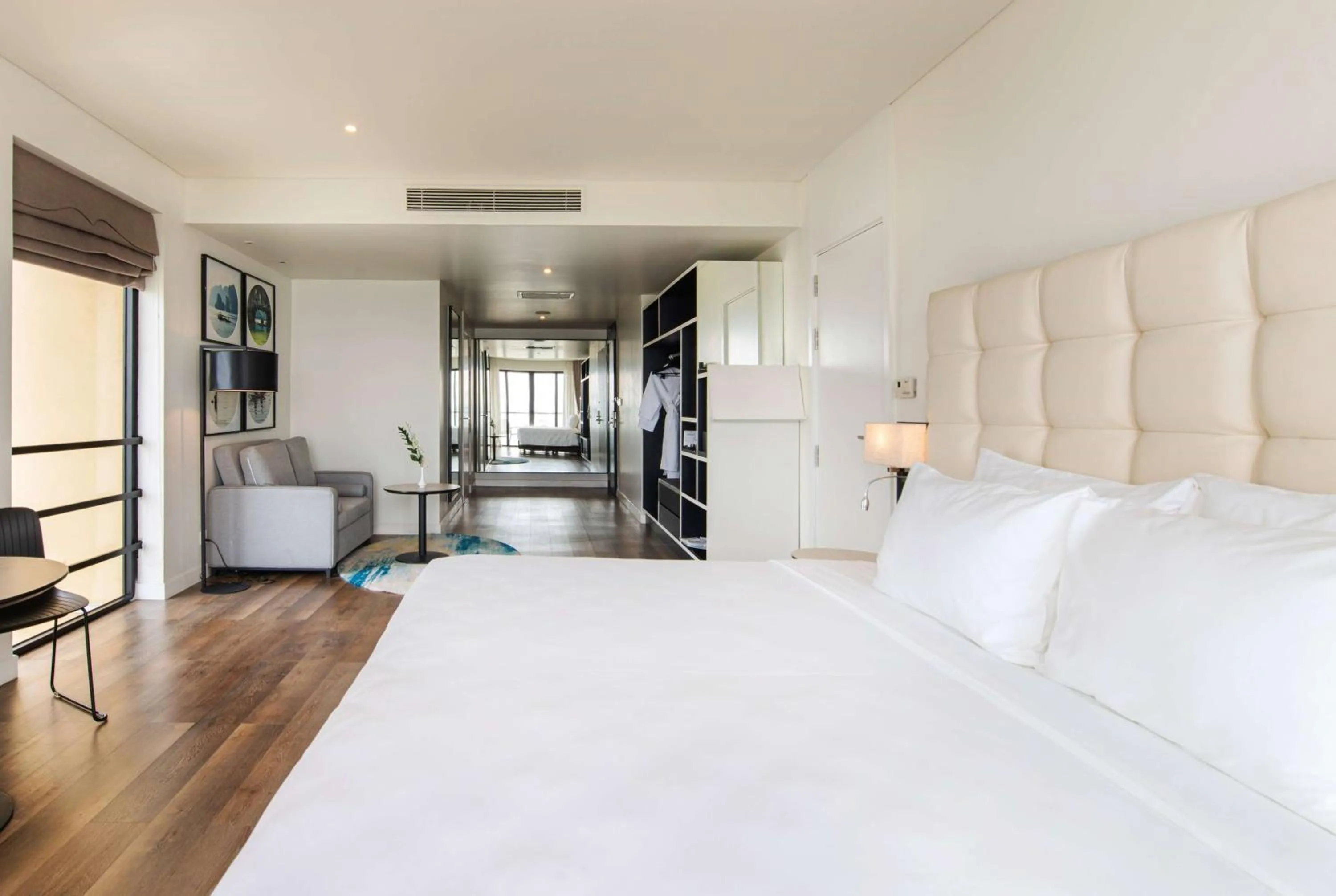 Photo of the whole room, Bed in Hotel Soleil Ha Long, Trademark Collection by Wyndham