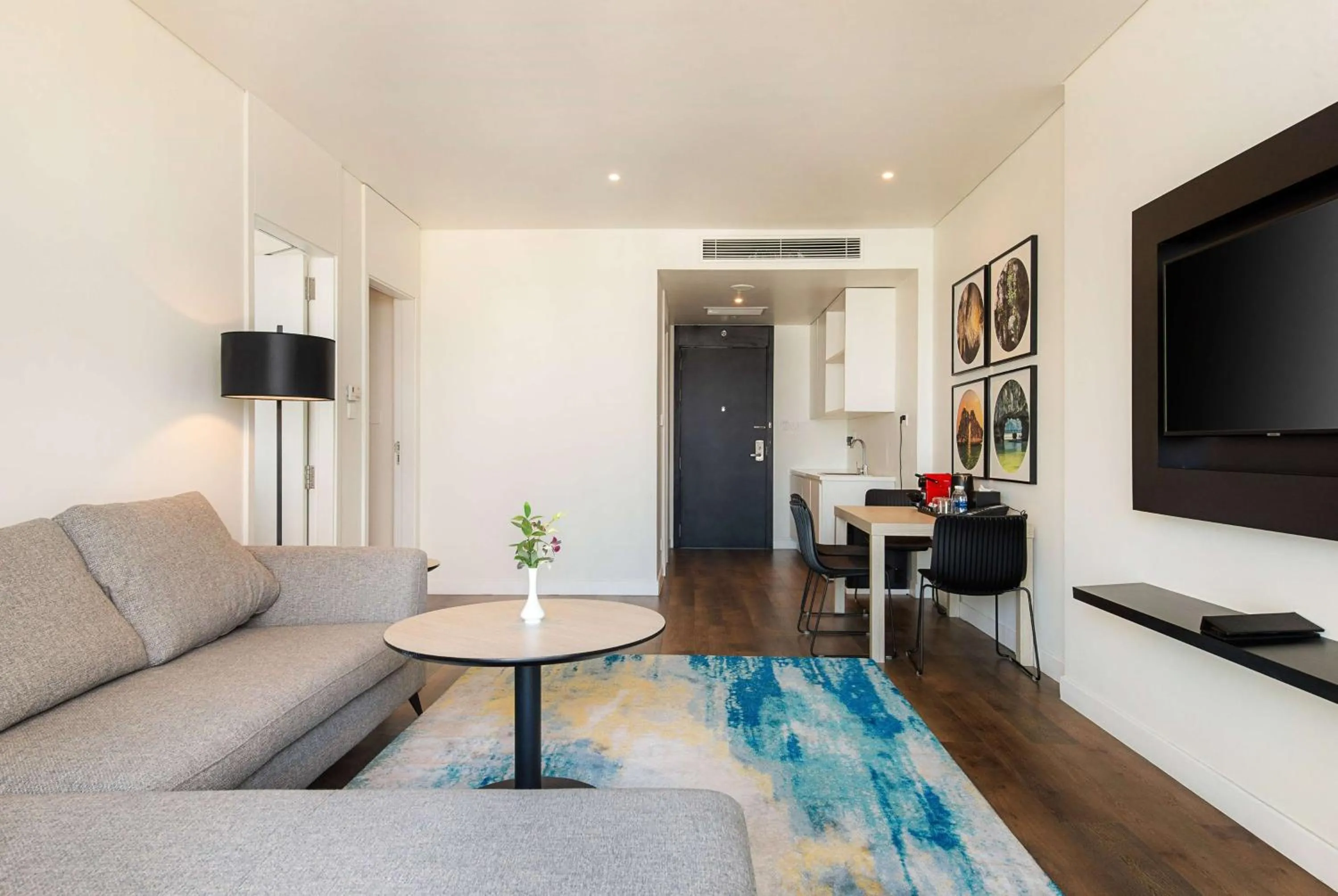 Photo of the whole room in Hotel Soleil Ha Long, Trademark Collection by Wyndham