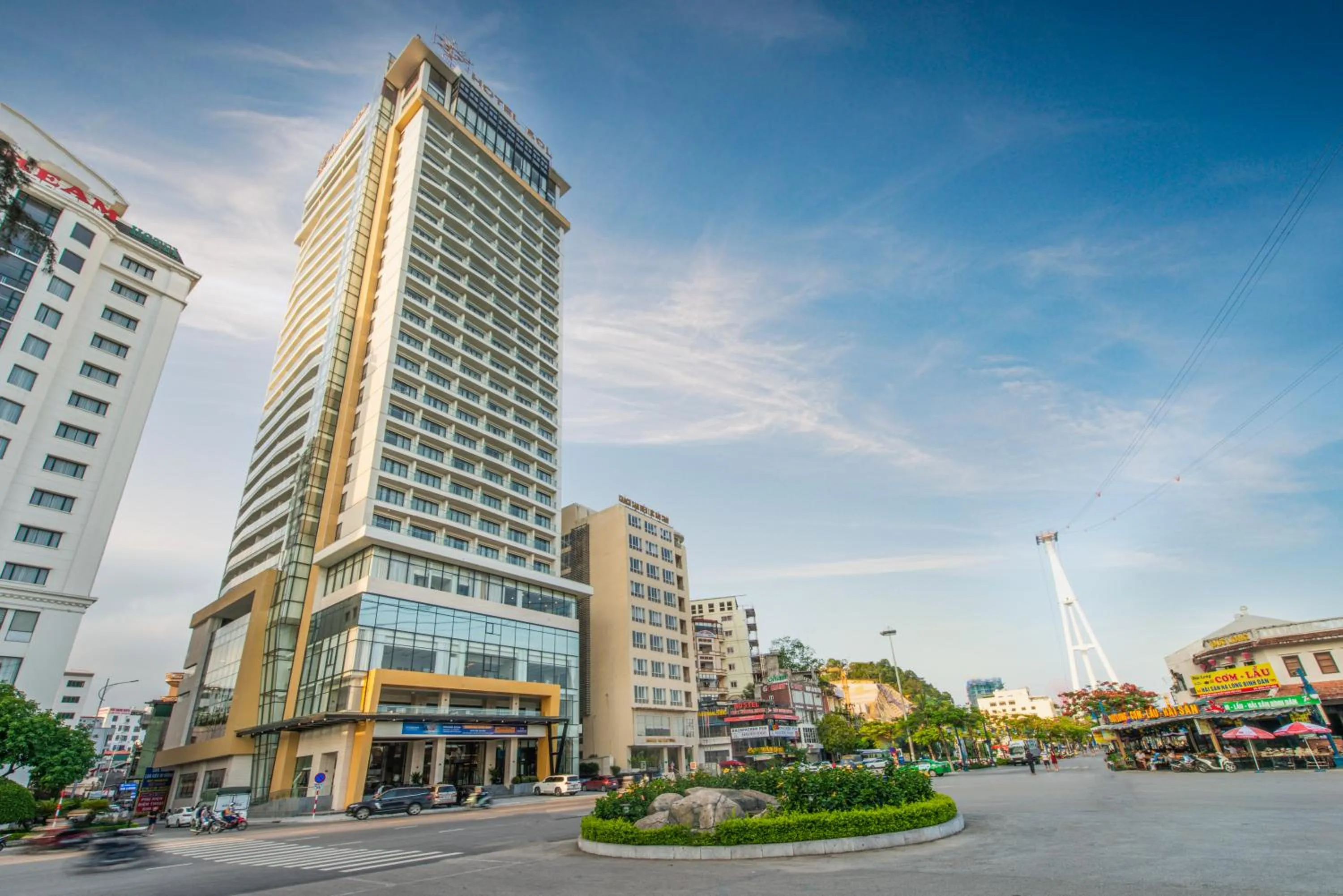 Property building in Hotel Soleil Ha Long, Trademark Collection by Wyndham