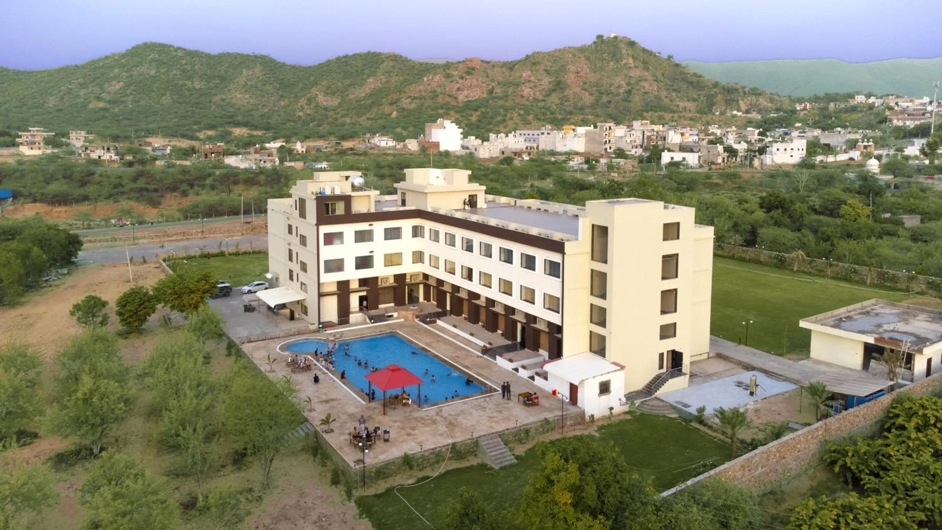 Property building in Bamboo Saa Mulberry Resort Pushkar