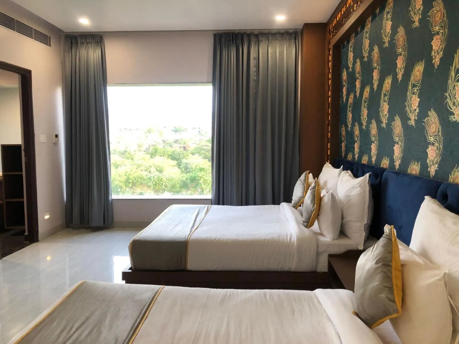 Bed in Bamboo Saa Mulberry Resort Pushkar