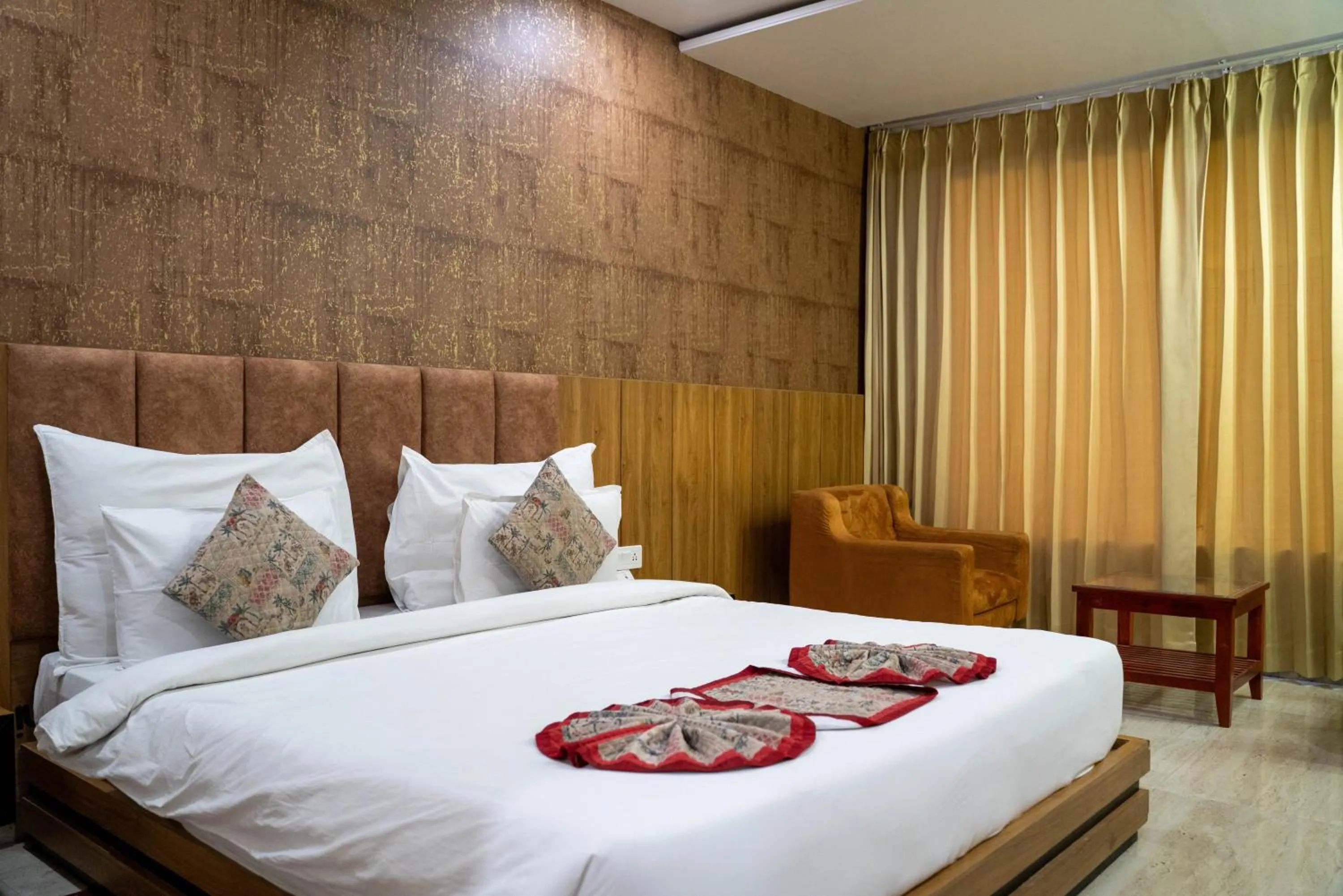 Bed in Bamboo Saa Mulberry Resort Pushkar