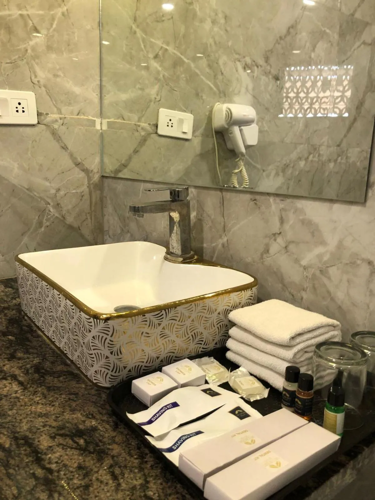 Bath in Bamboo Saa Mulberry Resort Pushkar