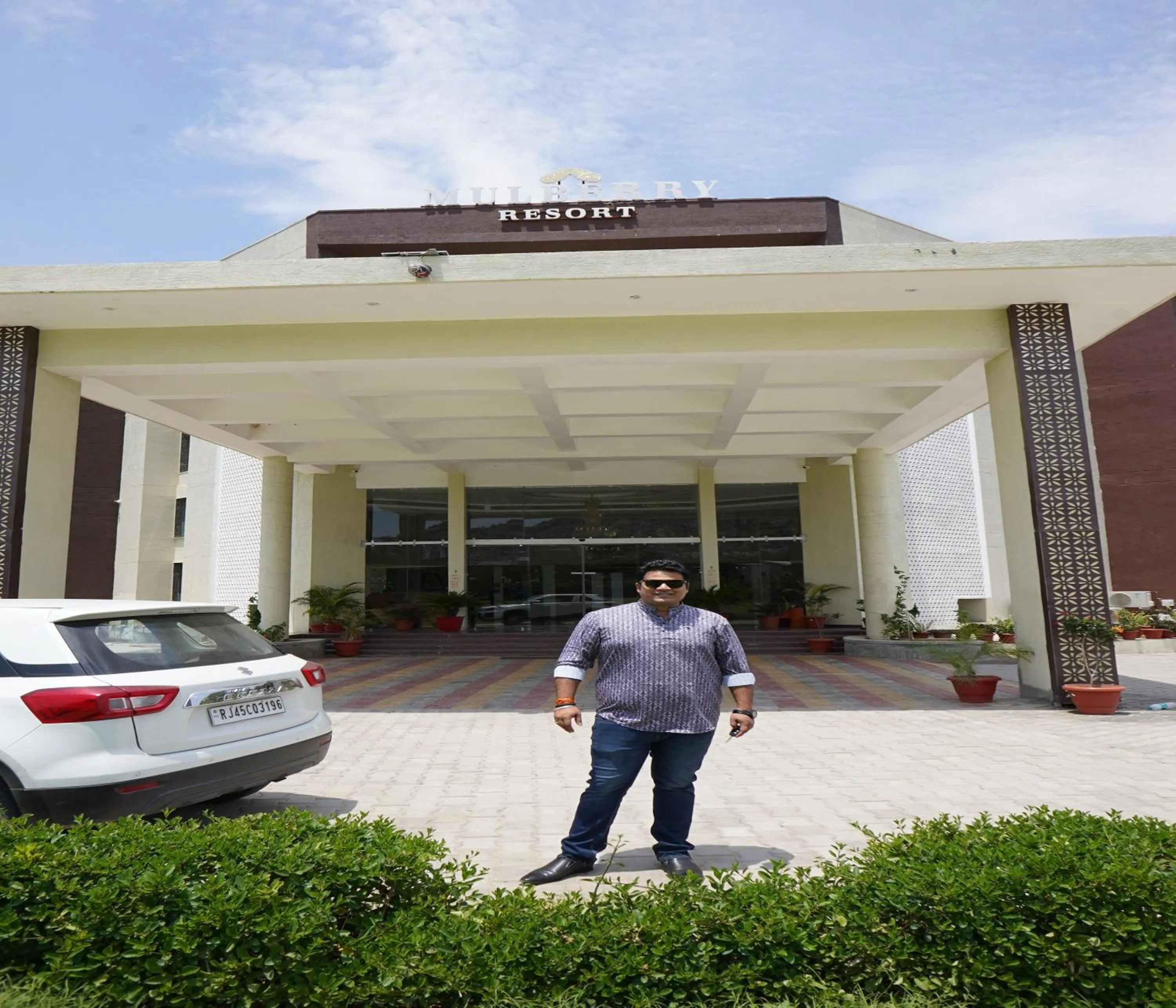 Facade/entrance in Bamboo Saa Mulberry Resort Pushkar