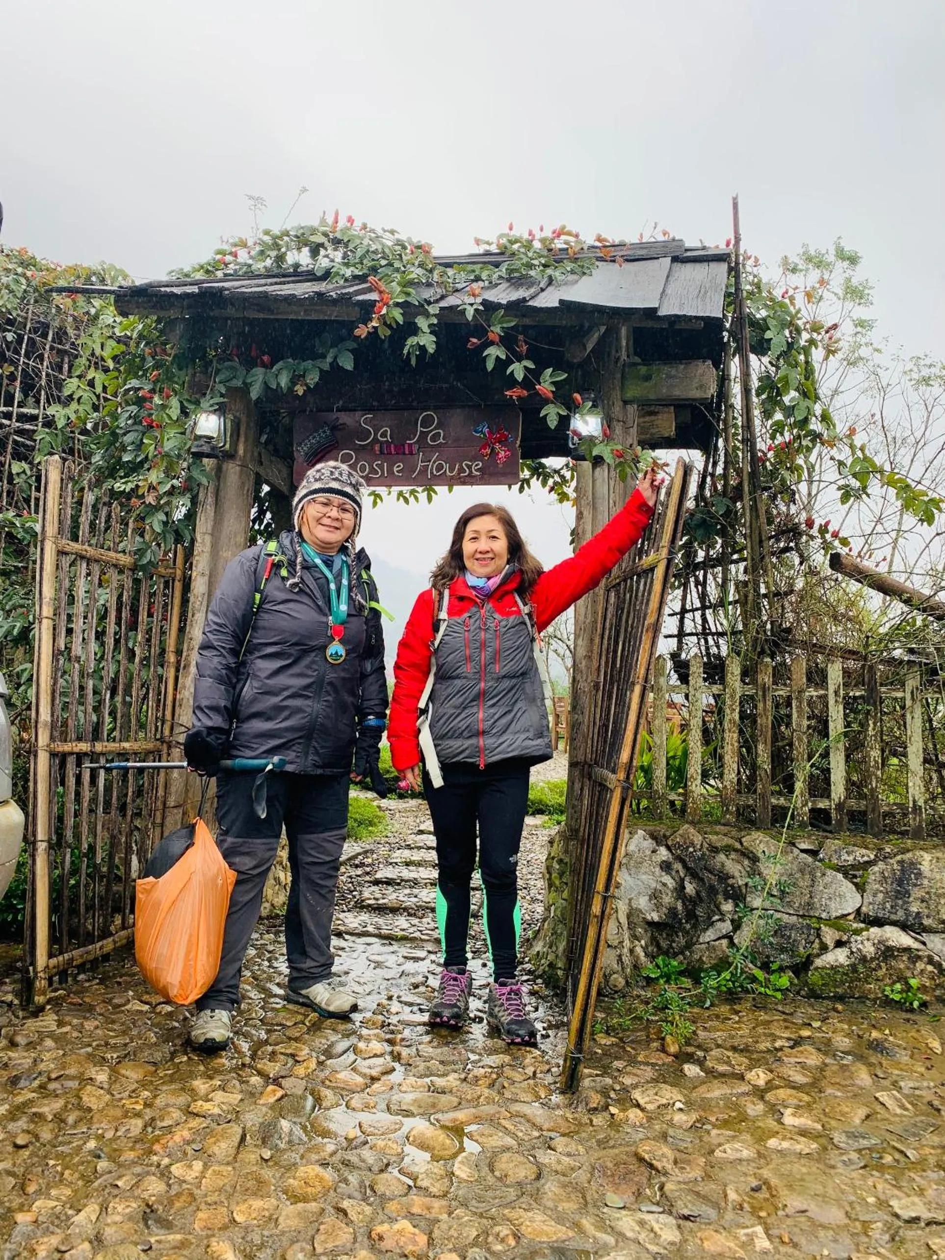 Facade/entrance in Sapa Rosie House
